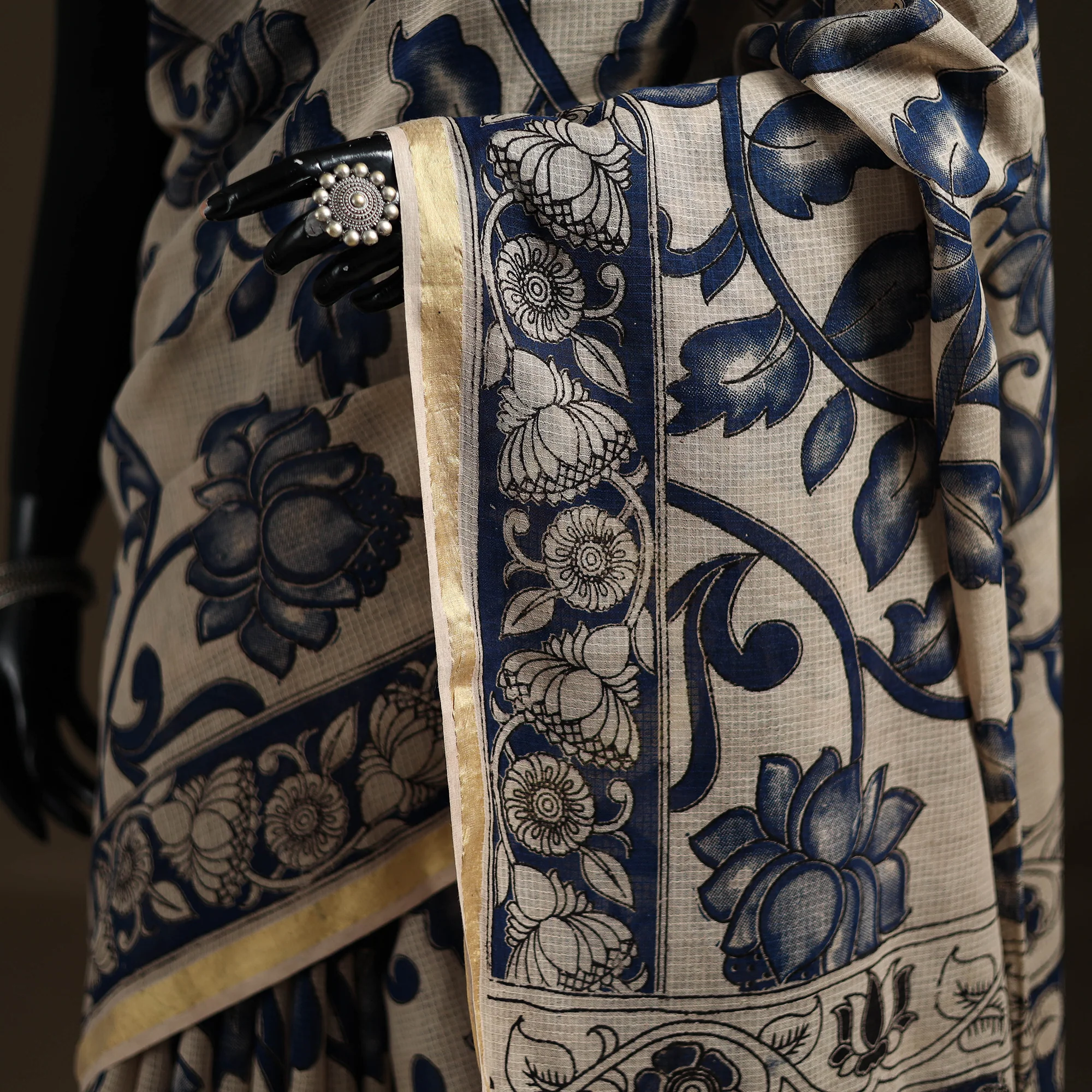 Kalamkari Printed Kota Doria Cotton Saree 11 - Image 3