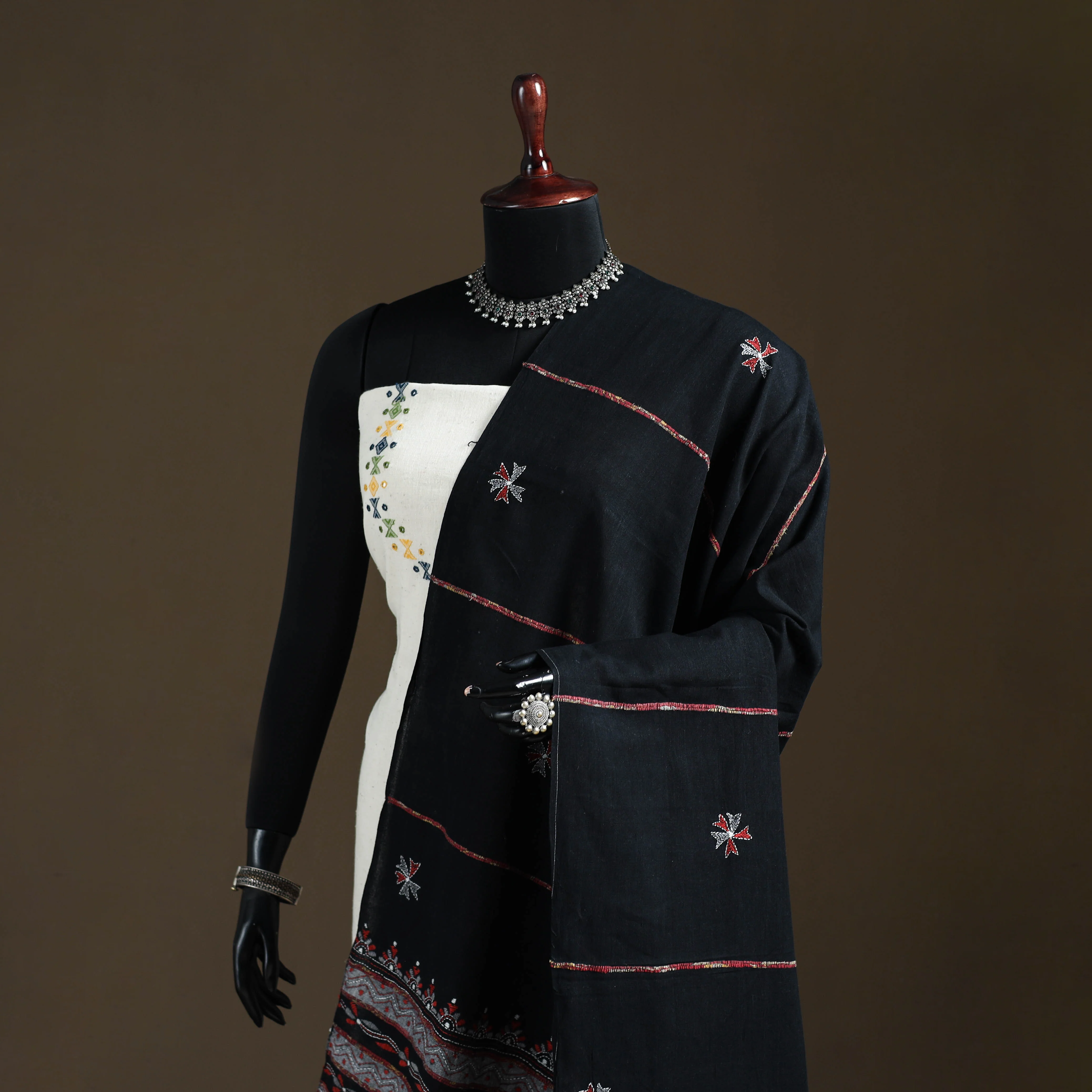 Black - Kantha Hand Embroidered Khes Handwoven Cotton Dupatta 05 - Image 2
