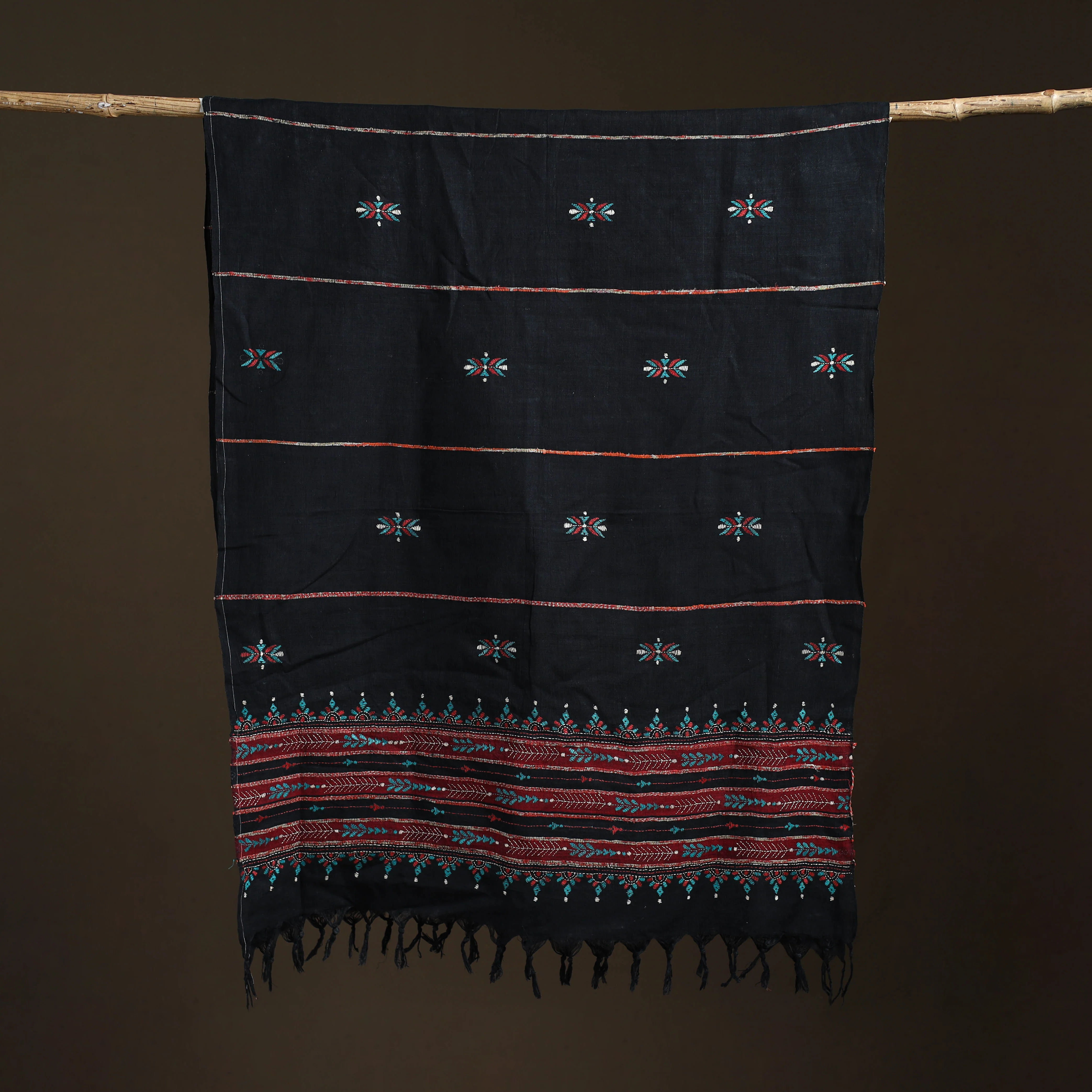 Black - Kantha Hand Embroidered Khes Handwoven Cotton Dupatta 06 - Image 5