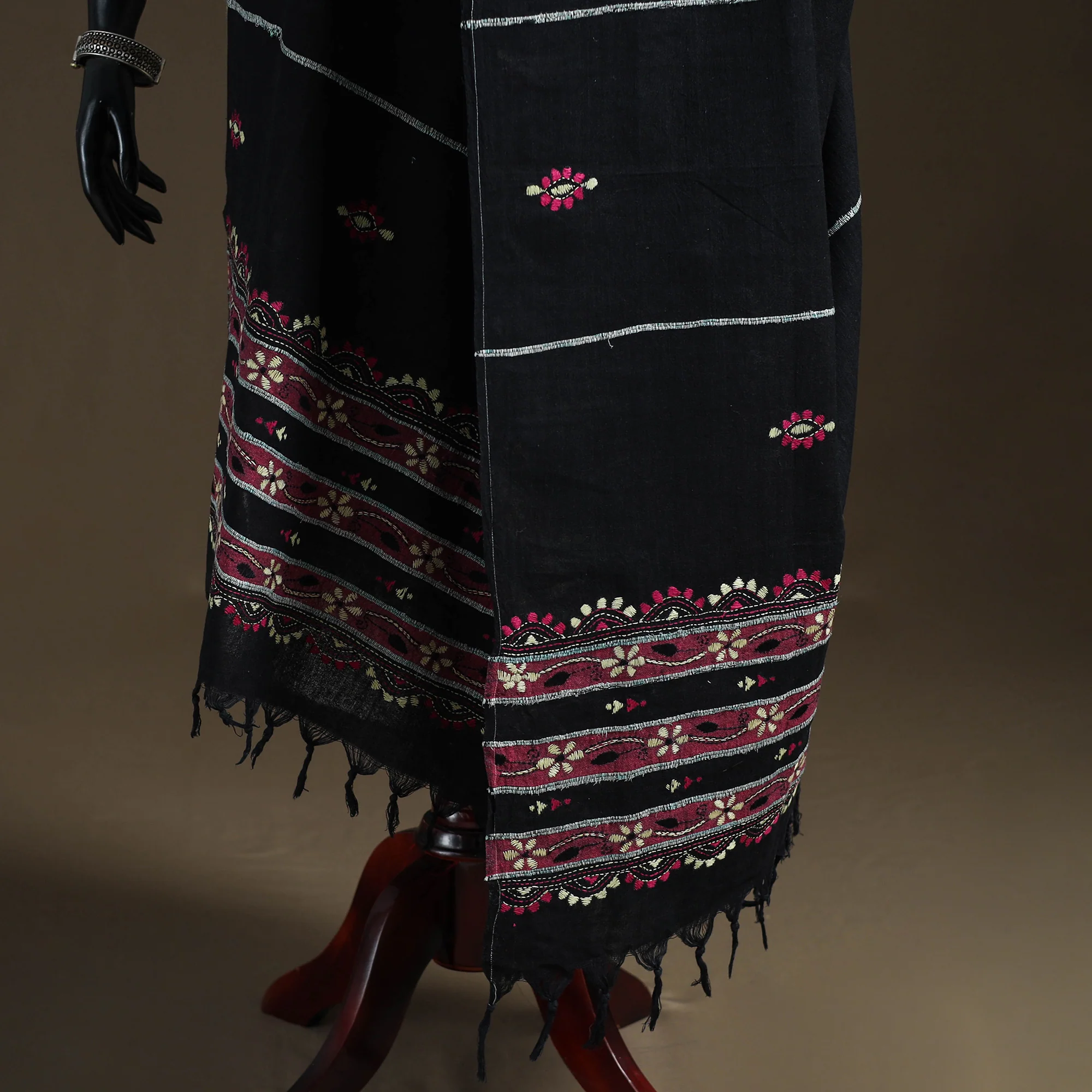 Black - Kantha Hand Embroidered Khes Handwoven Cotton Dupatta 12 - Image 4