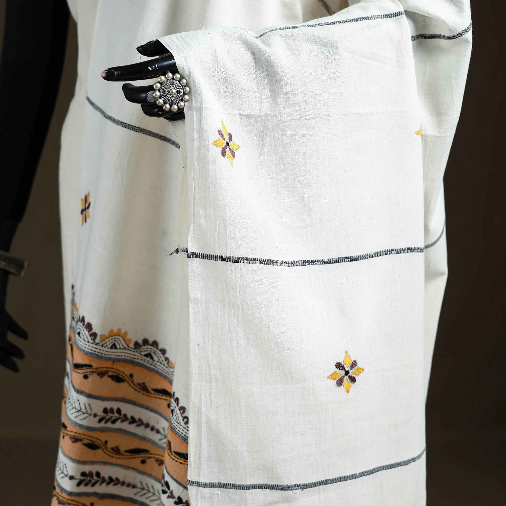 White - Kantha Hand Embroidered Khes Handwoven Cotton Dupatta 18 - Image 3