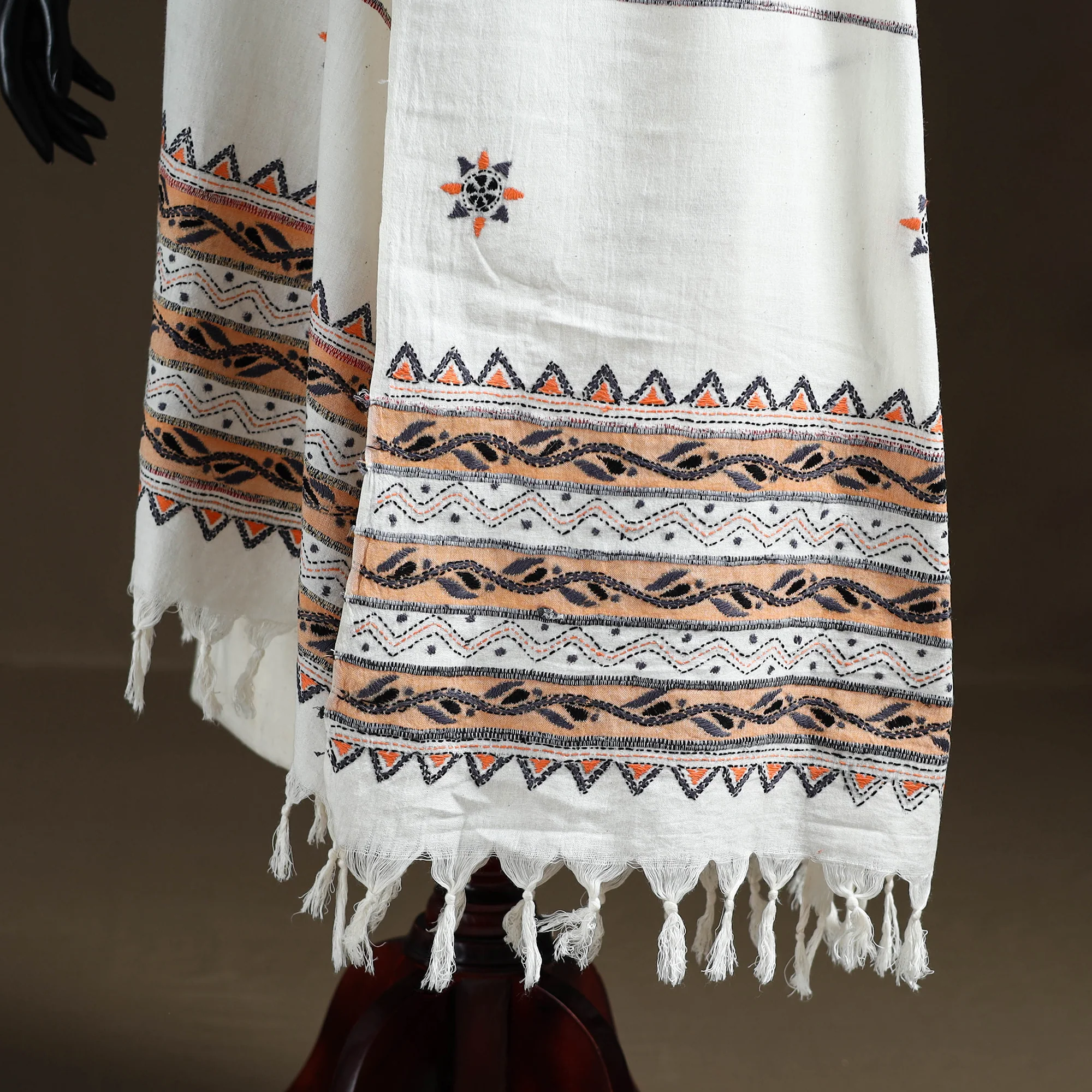 White - Kantha Hand Embroidered Khes Handwoven Cotton Dupatta 23 - Image 4