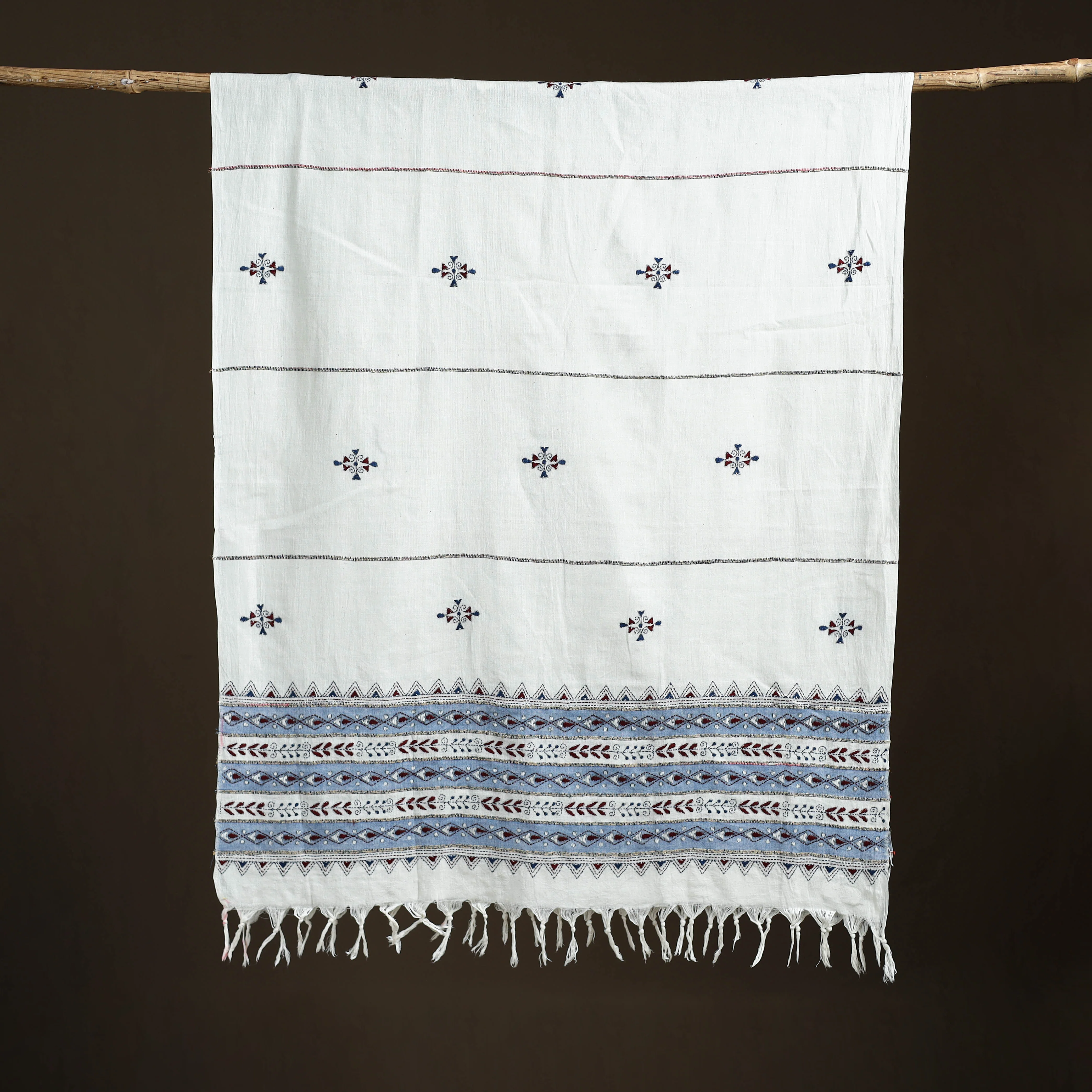 White - Kantha Hand Embroidered Khes Handwoven Cotton Dupatta 26 - Image 5