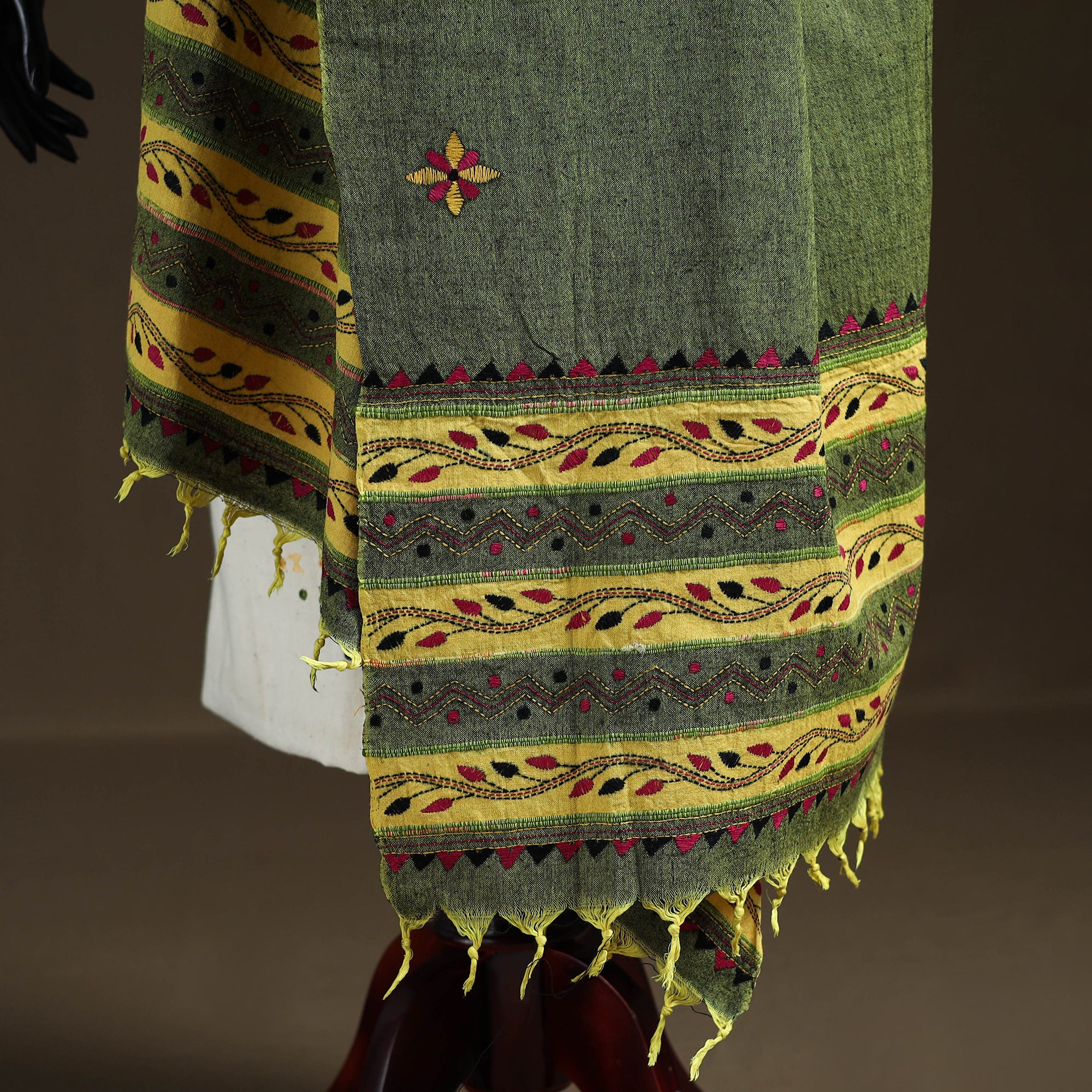 Green - Kantha Hand Embroidered Khes Handwoven Cotton Dupatta 46 - Image 4