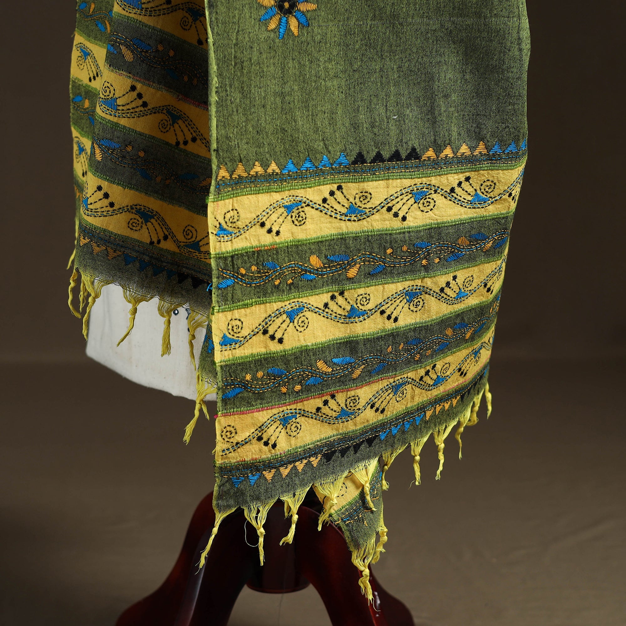 Green - Kantha Hand Embroidered Khes Handwoven Cotton Dupatta 47 - Image 4