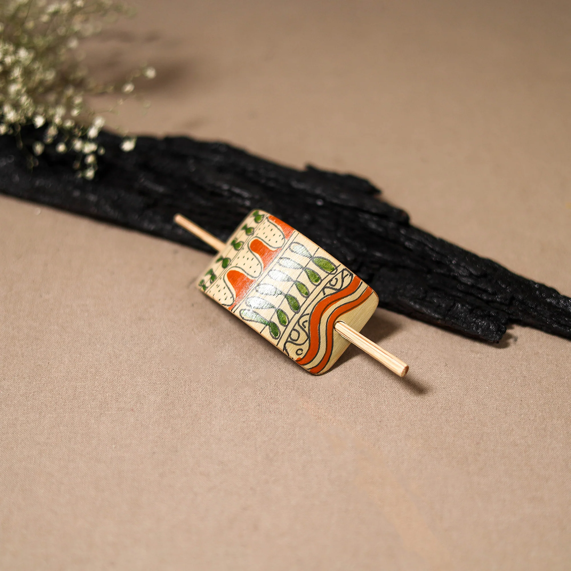 Kerala Mural Handpainted Bamboo Bun Holder Juda Pin 04