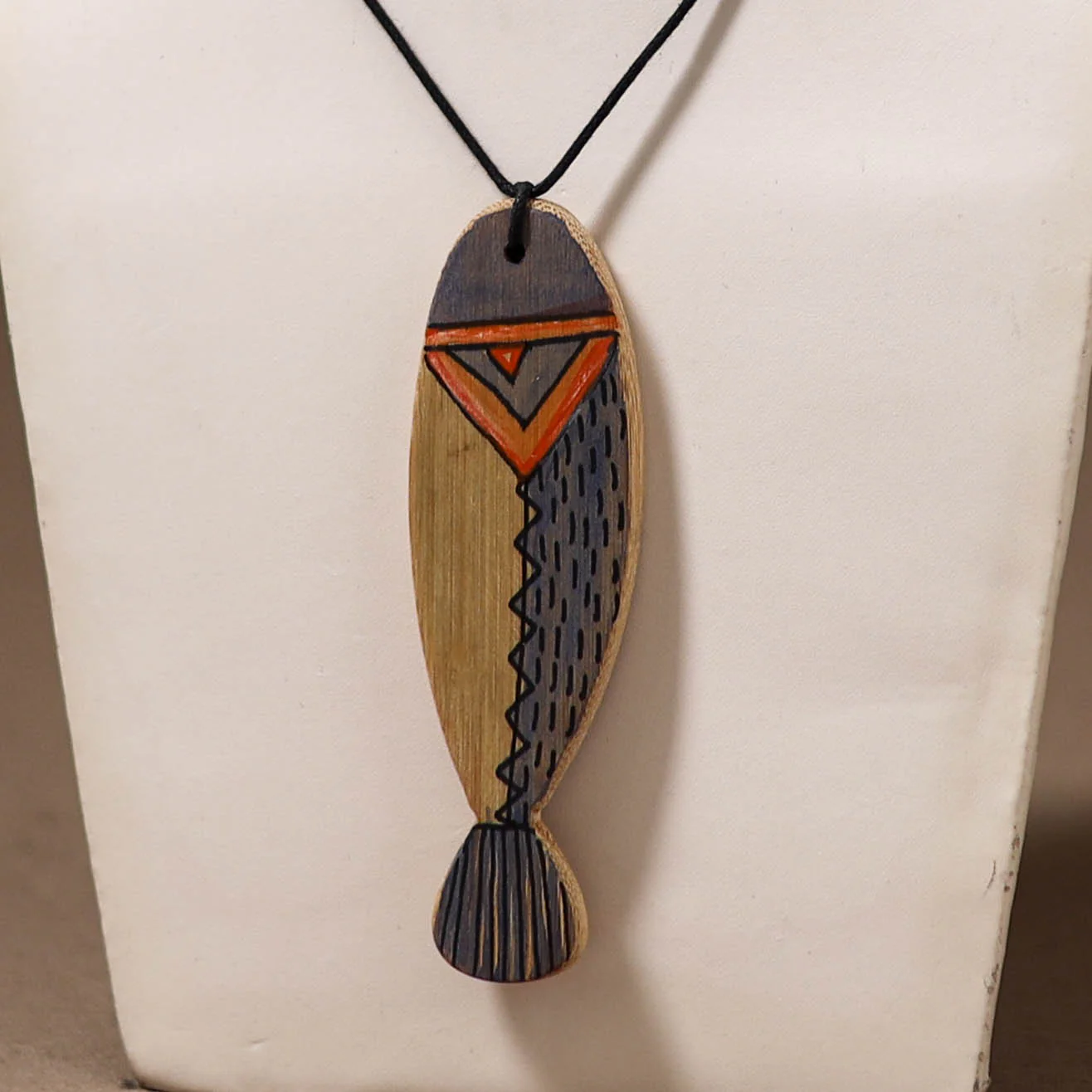 Kerala Mural Handpainted Bamboo Fish Necklace 141 - Image 2