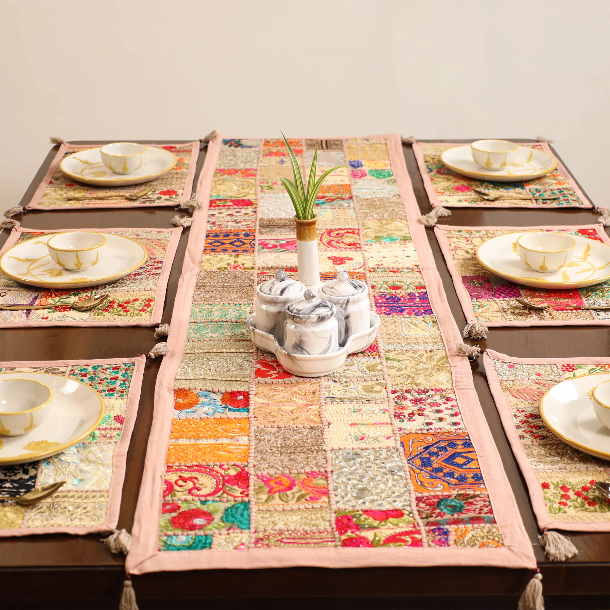 Khambadiya Patchwork Table Runner Set (Set of 7) 01 - Image 2