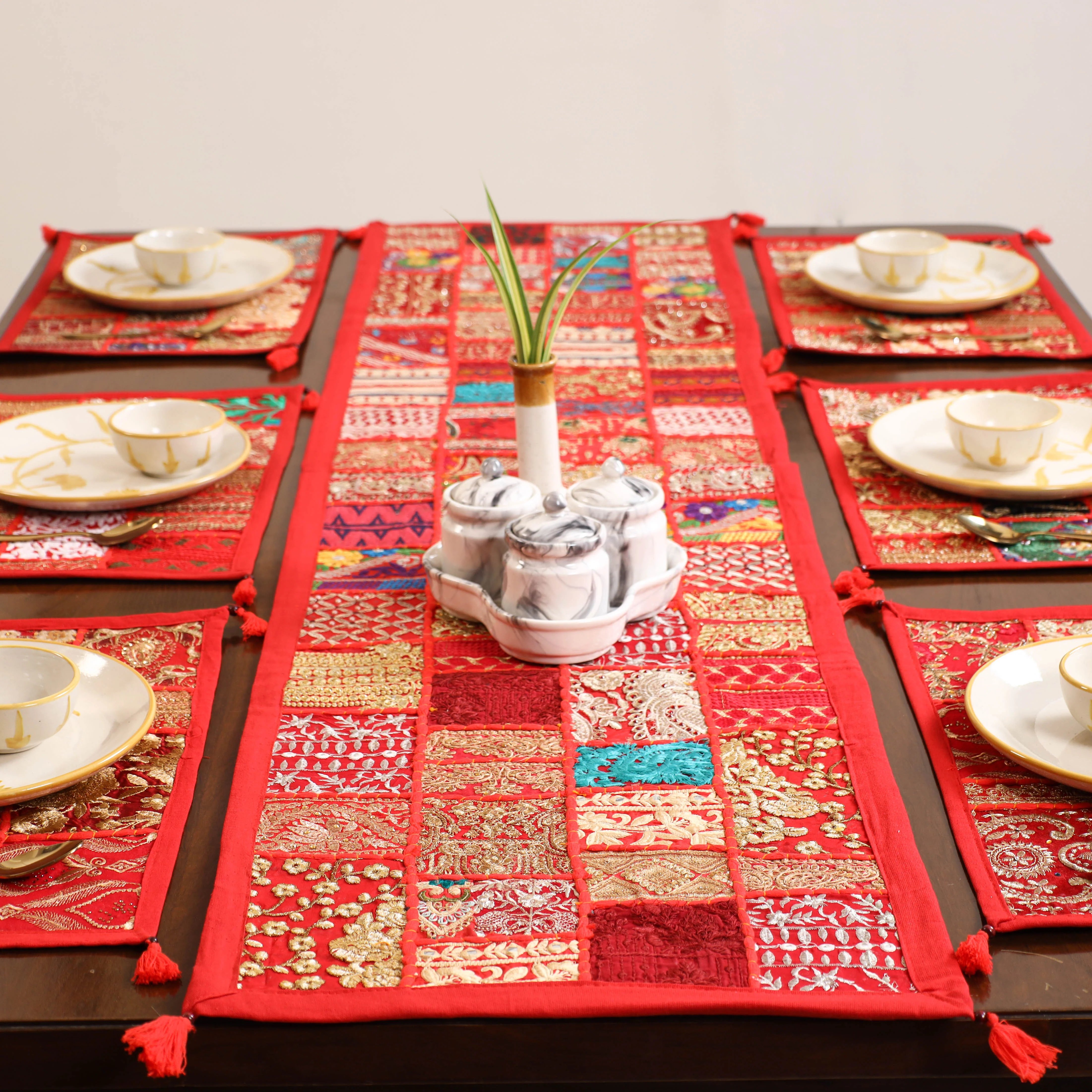 Khambadiya Patchwork Table Runner Set (Set of 7) 03 - Image 3