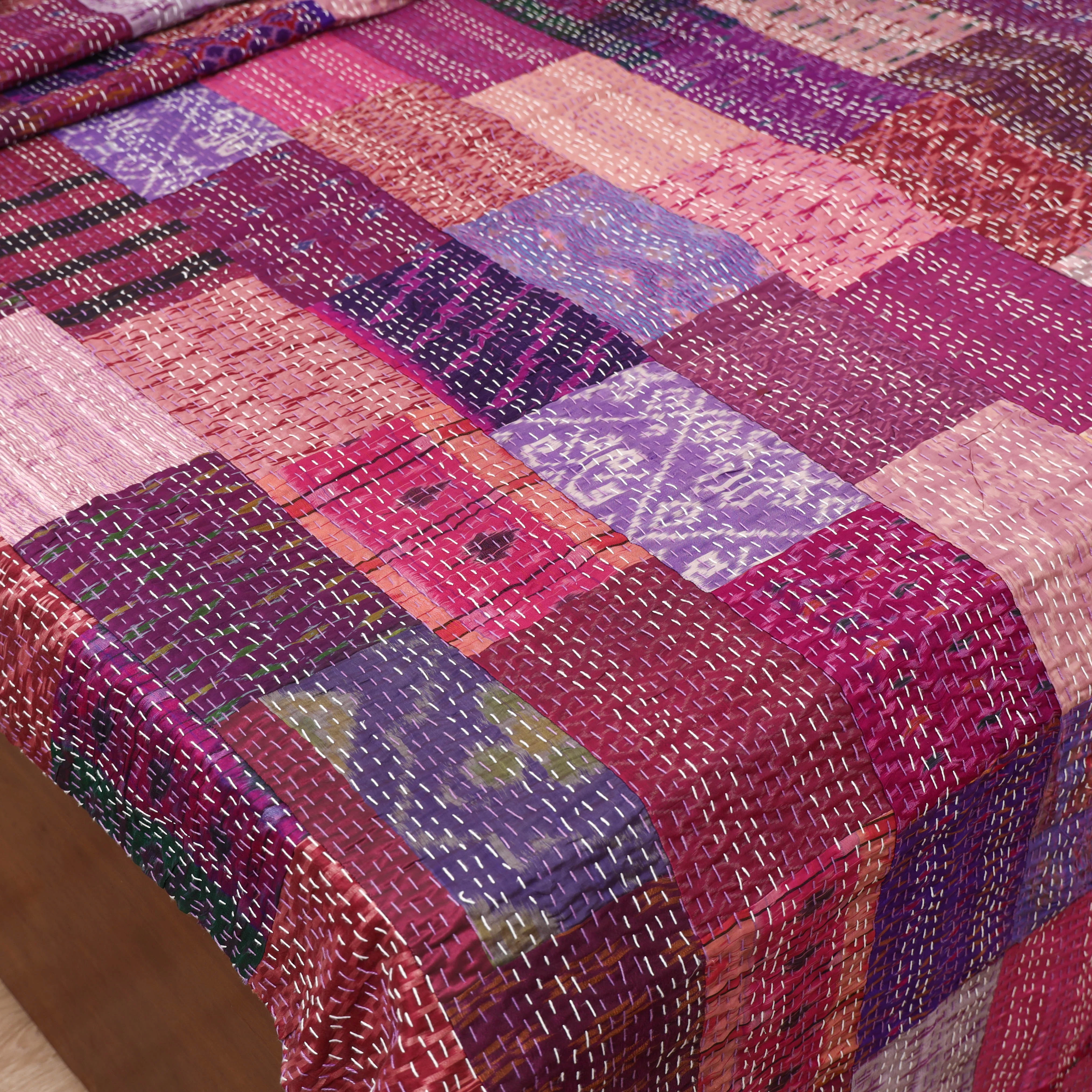 Purple - Khambadiya Tagai Patchwork Quilt / Gudri / Blanket 14 - Image 3