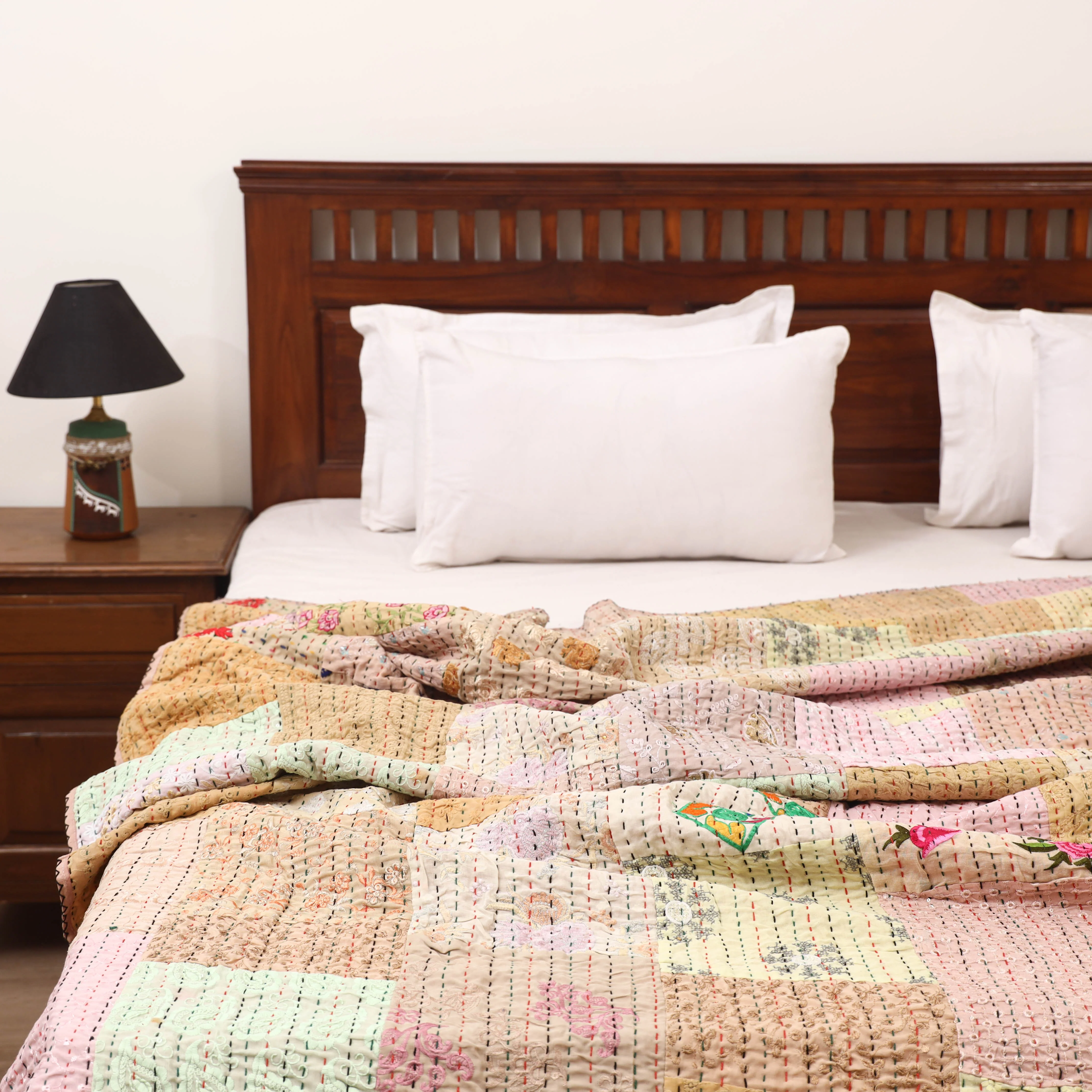 Beige - Khambadiya Tagai Patchwork Quilt / Gudri / Blanket 16 - Image 2