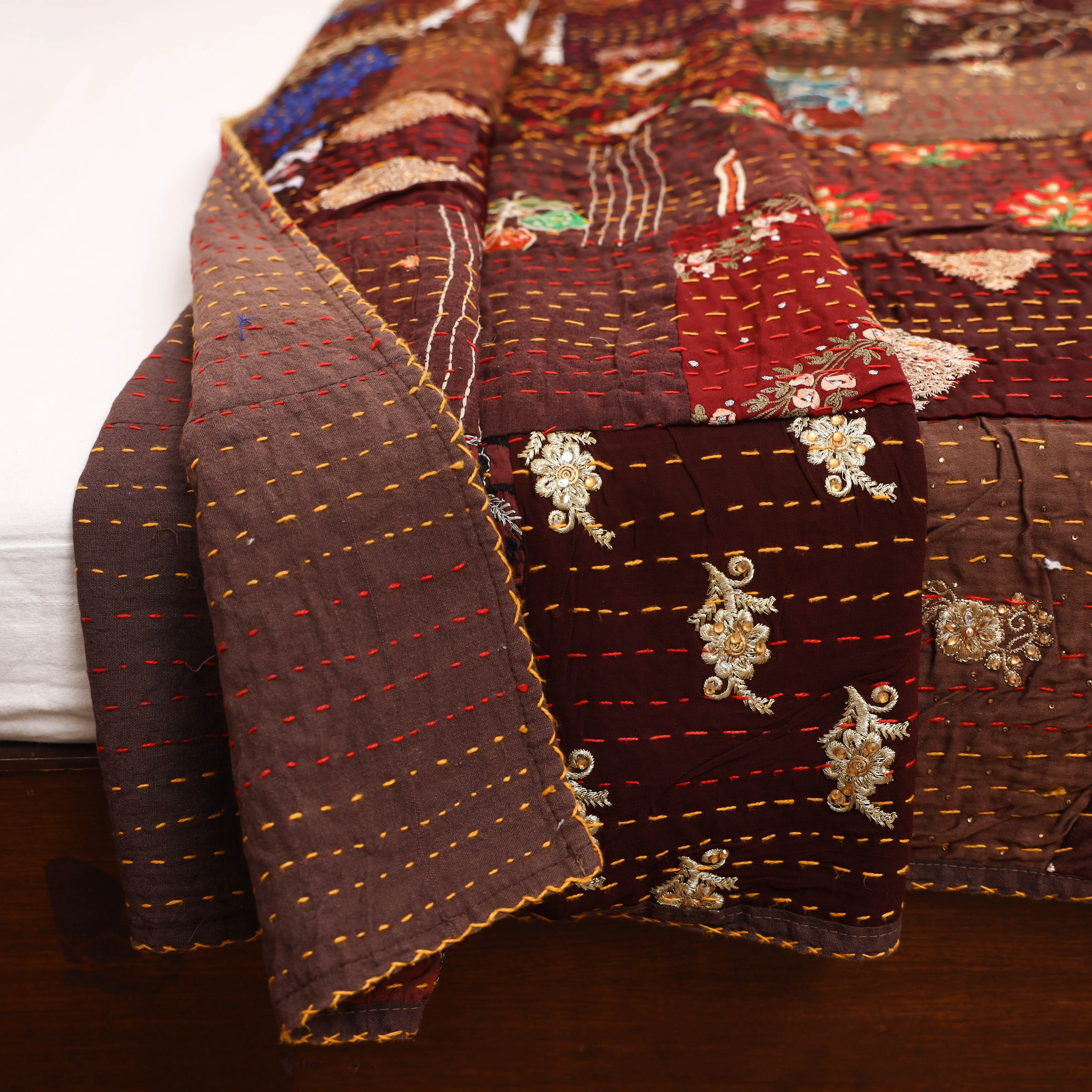 Brown - Khambadiya Tagai Patchwork Quilt / Gudri / Blanket 19 - Image 4