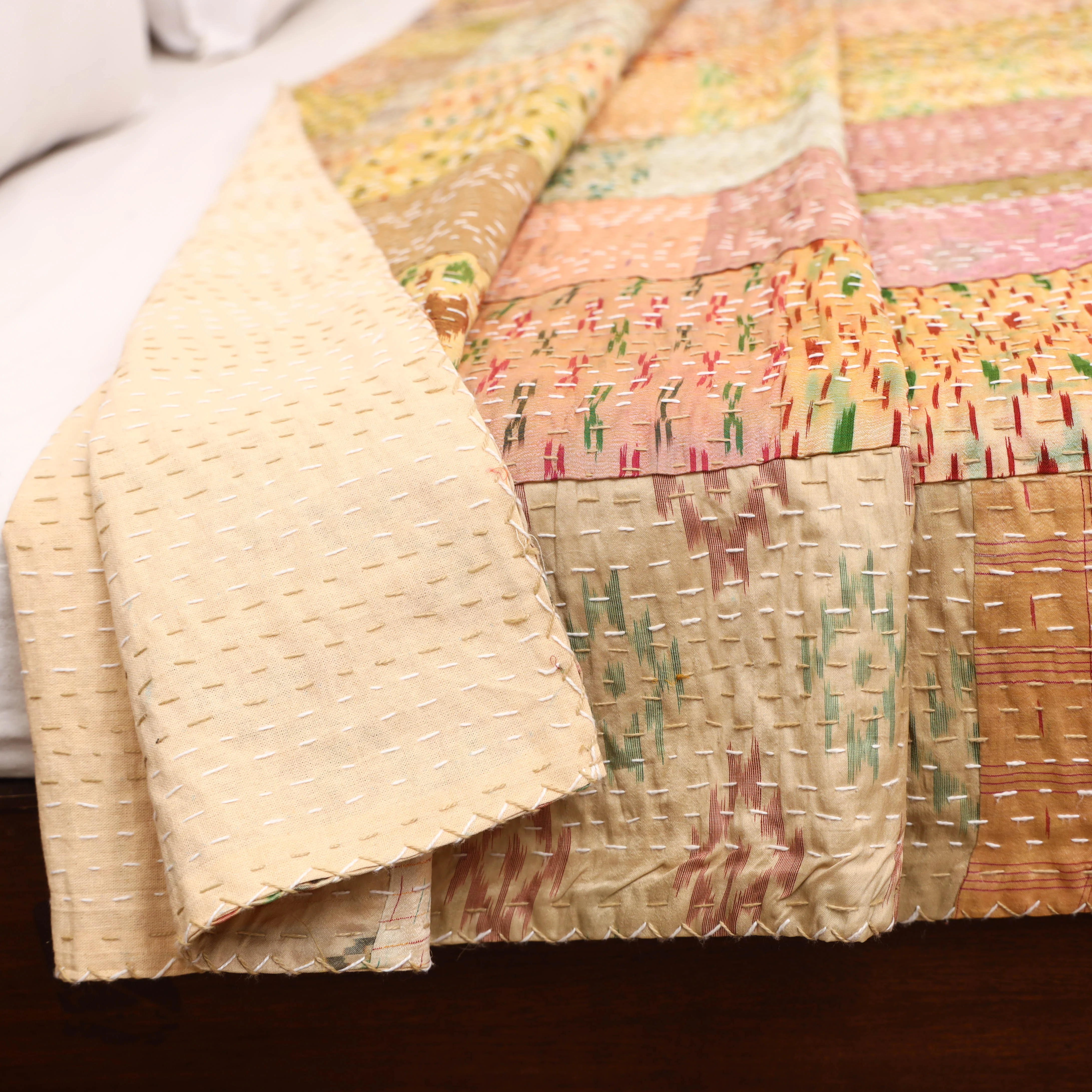 Beige - Khambadiya Tagai Patchwork Quilt / Gudri / Blanket 20 - Image 4