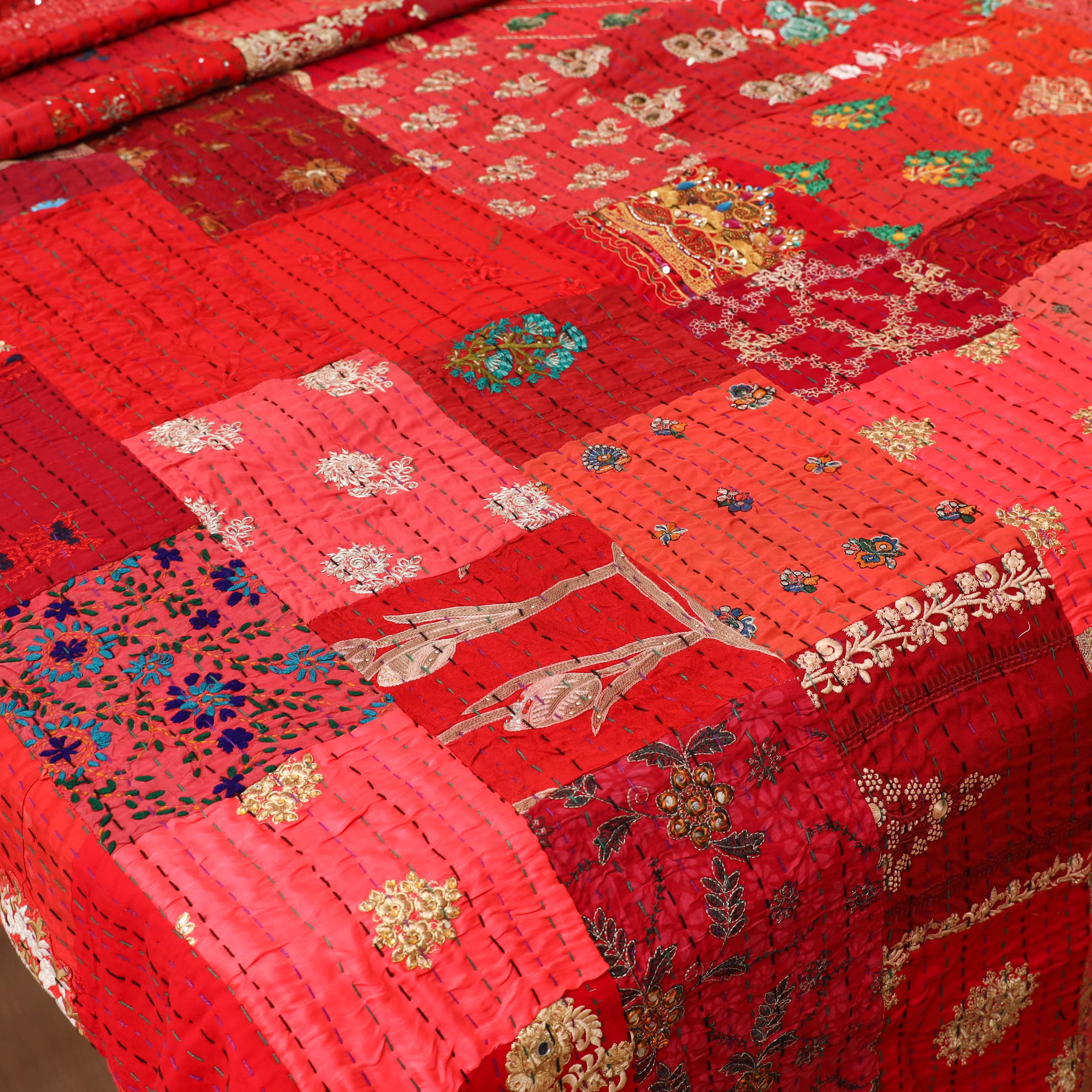 Red - Khambadiya Tagai Patchwork Quilt / Gudri / Blanket 22 - Image 3