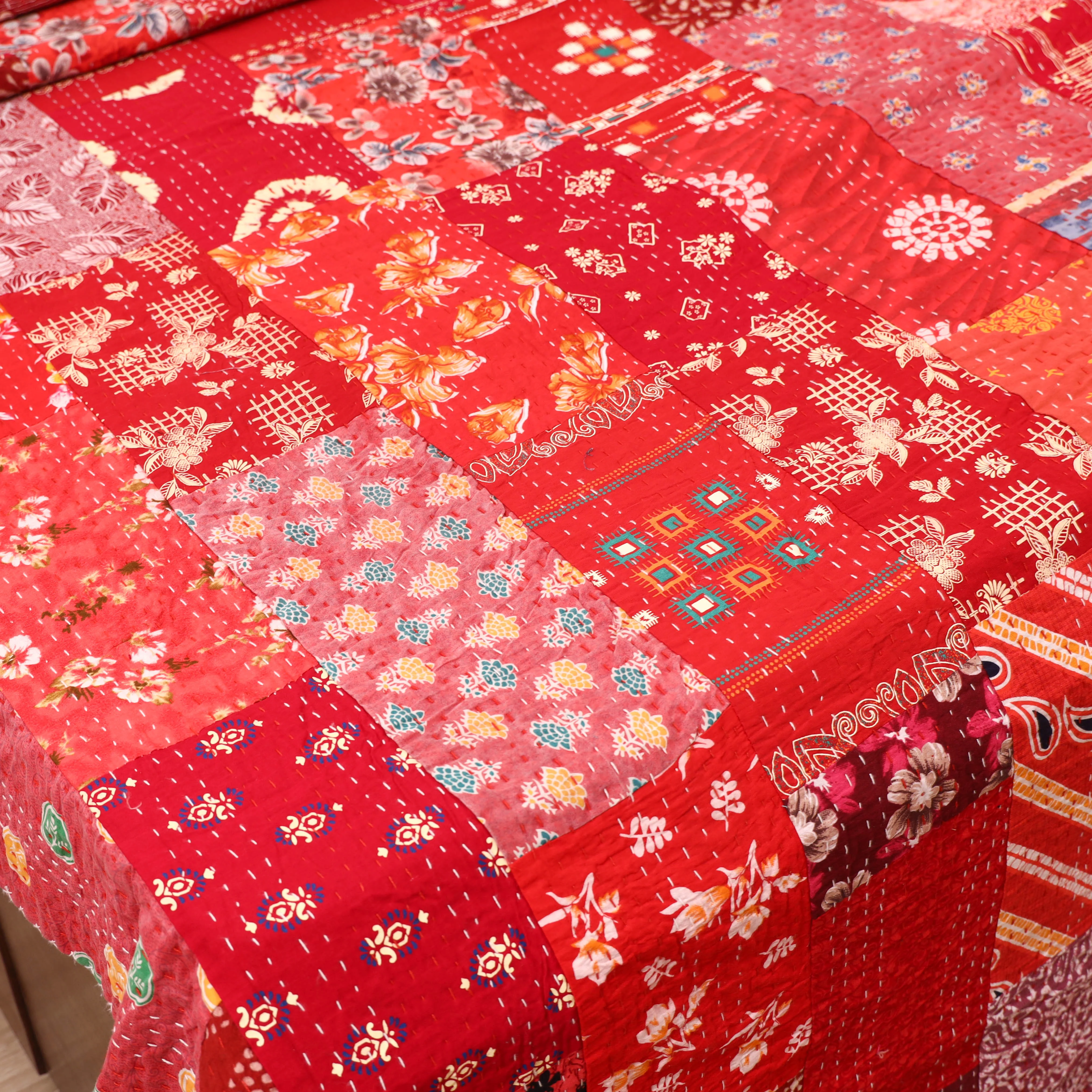 Red - Khambadiya Tagai Patchwork Quilt / Gudri / Blanket 23 - Image 3