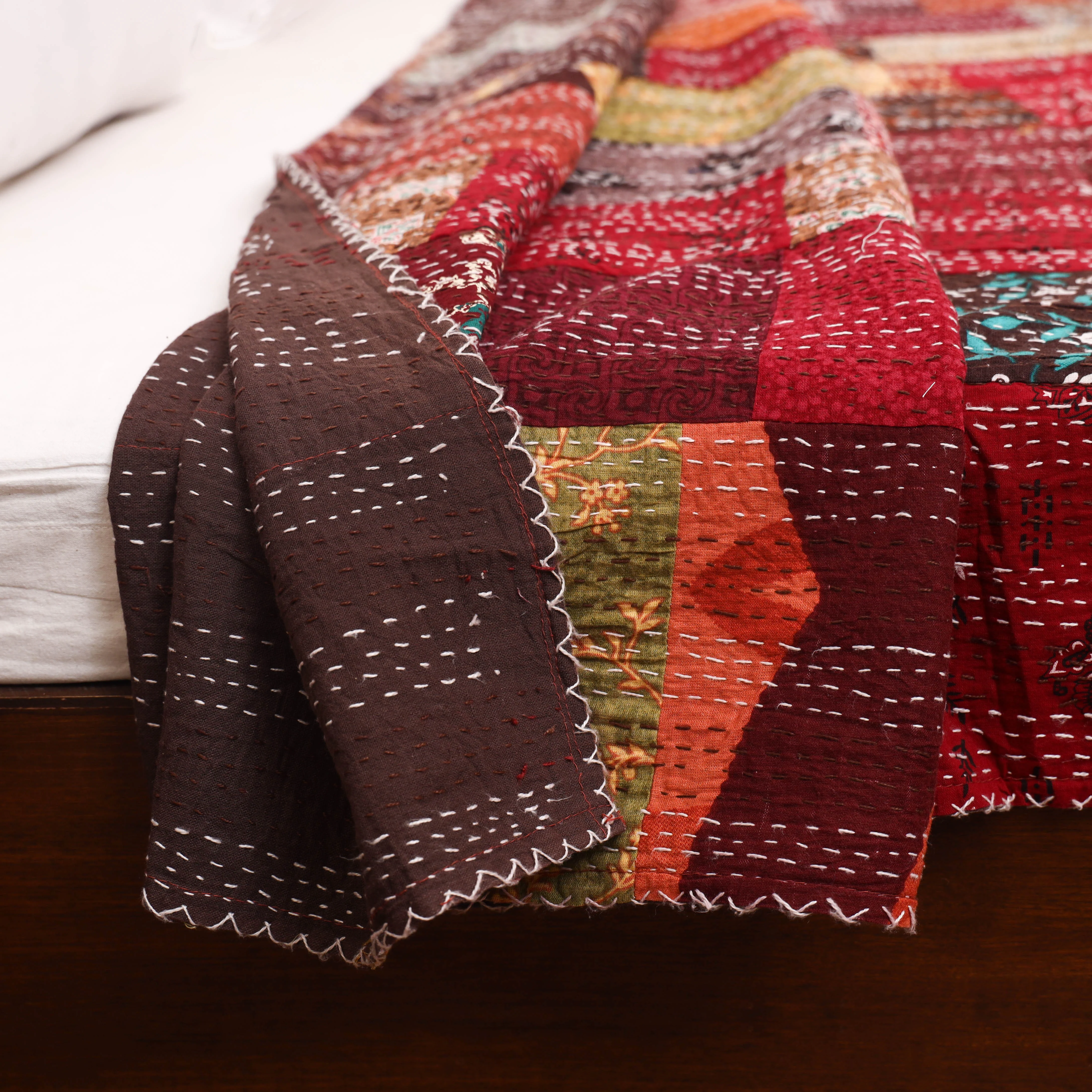 Maroon - Khambadiya Tagai Patchwork Quilt / Gudri / Blanket 24 - Image 4