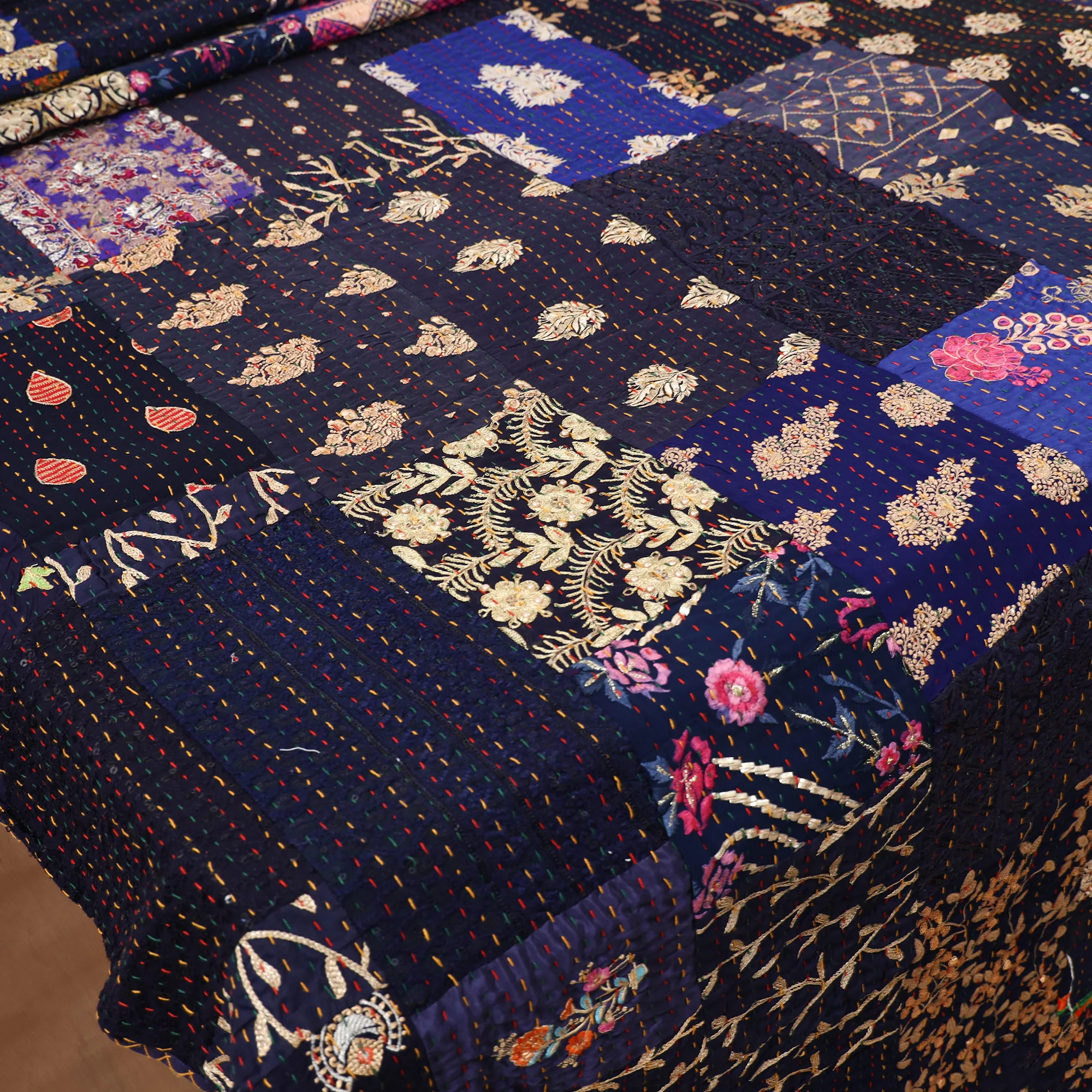 Blue - Khambadiya Tagai Patchwork Quilt / Gudri / Blanket 43 - Image 3