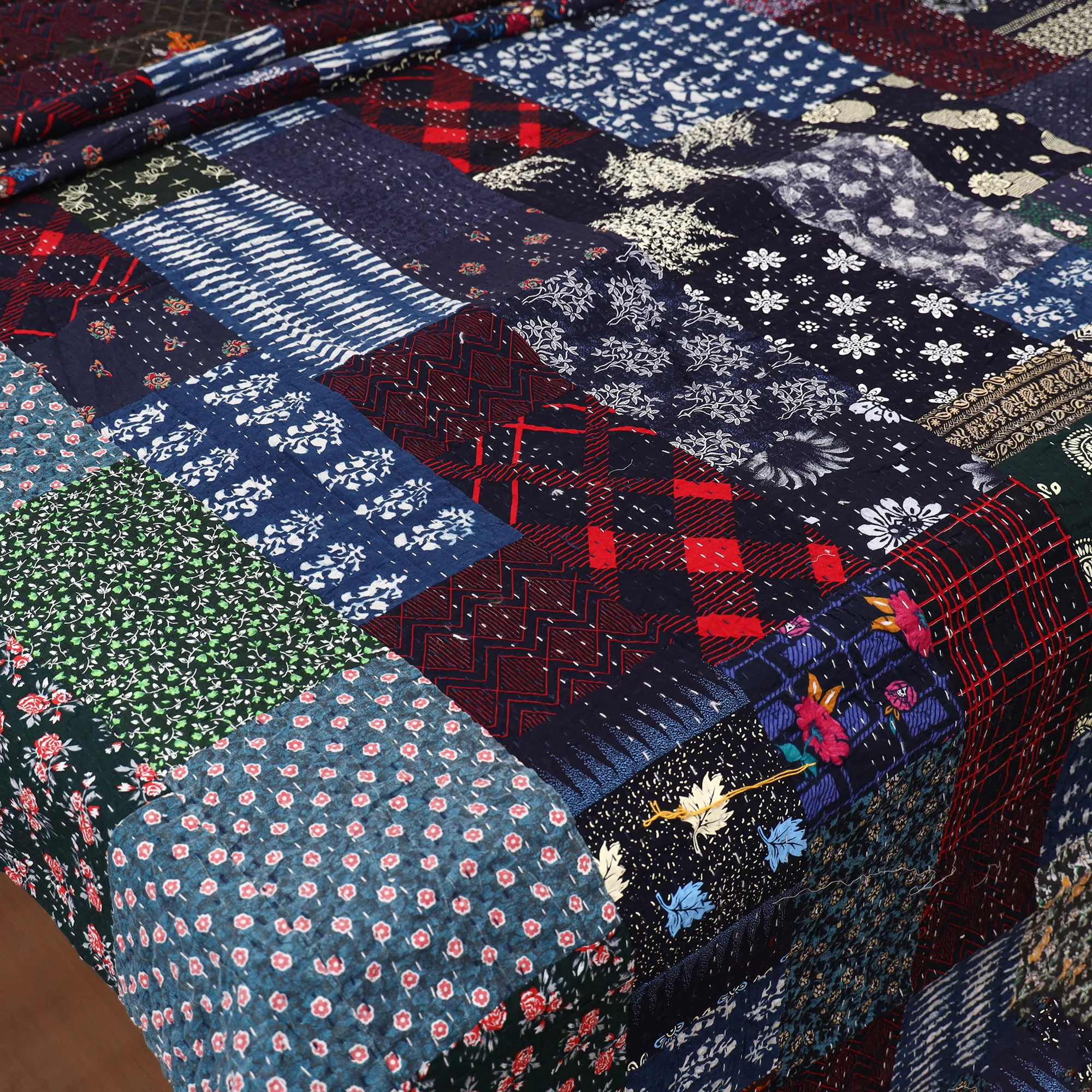 Blue - Khambadiya Tagai Patchwork Quilt / Gudri / Blanket 44 - Image 3