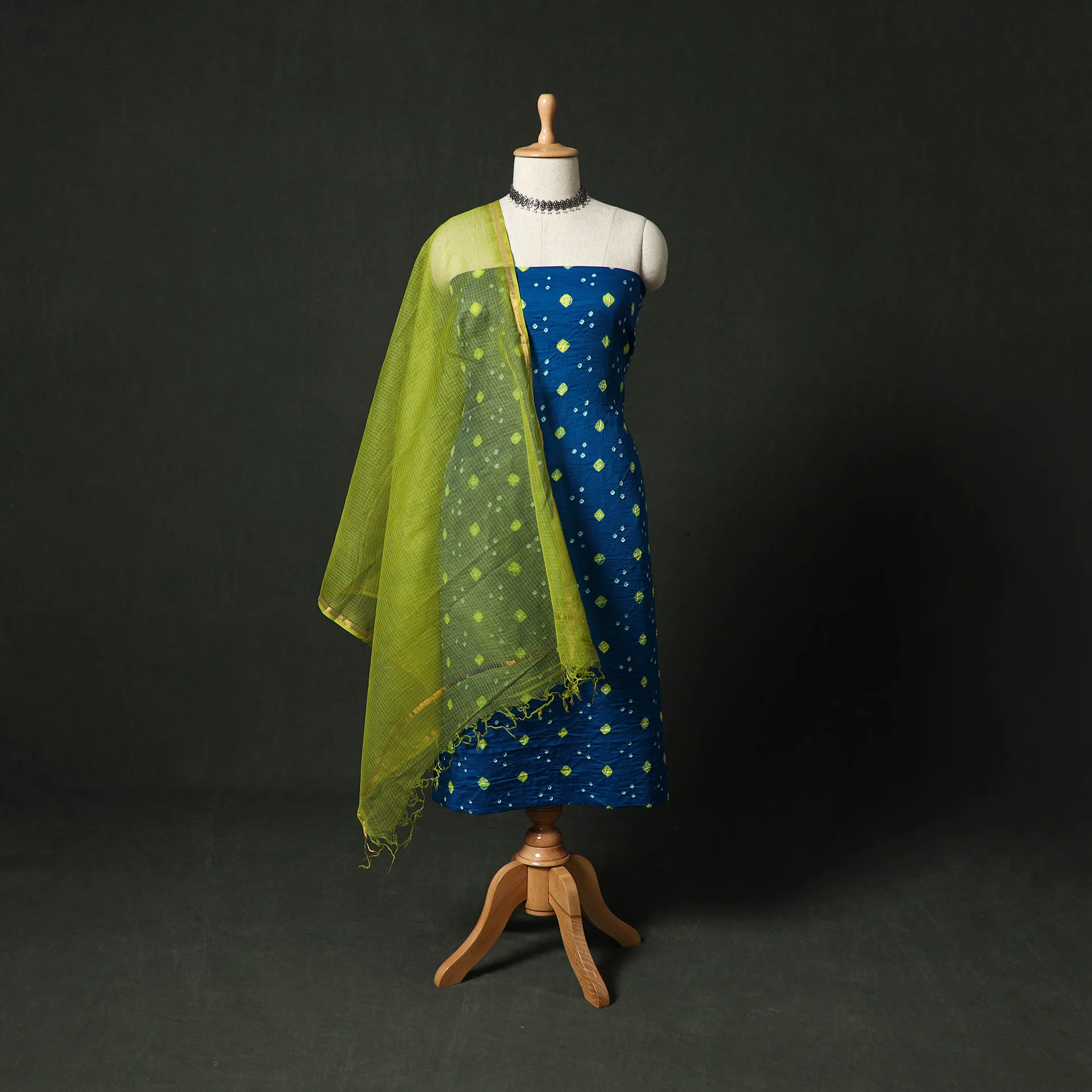 Kutch Bandhani Tie-Dye Cotton 2pc Unstitched Dress Material Kurta Set with Earrings 06