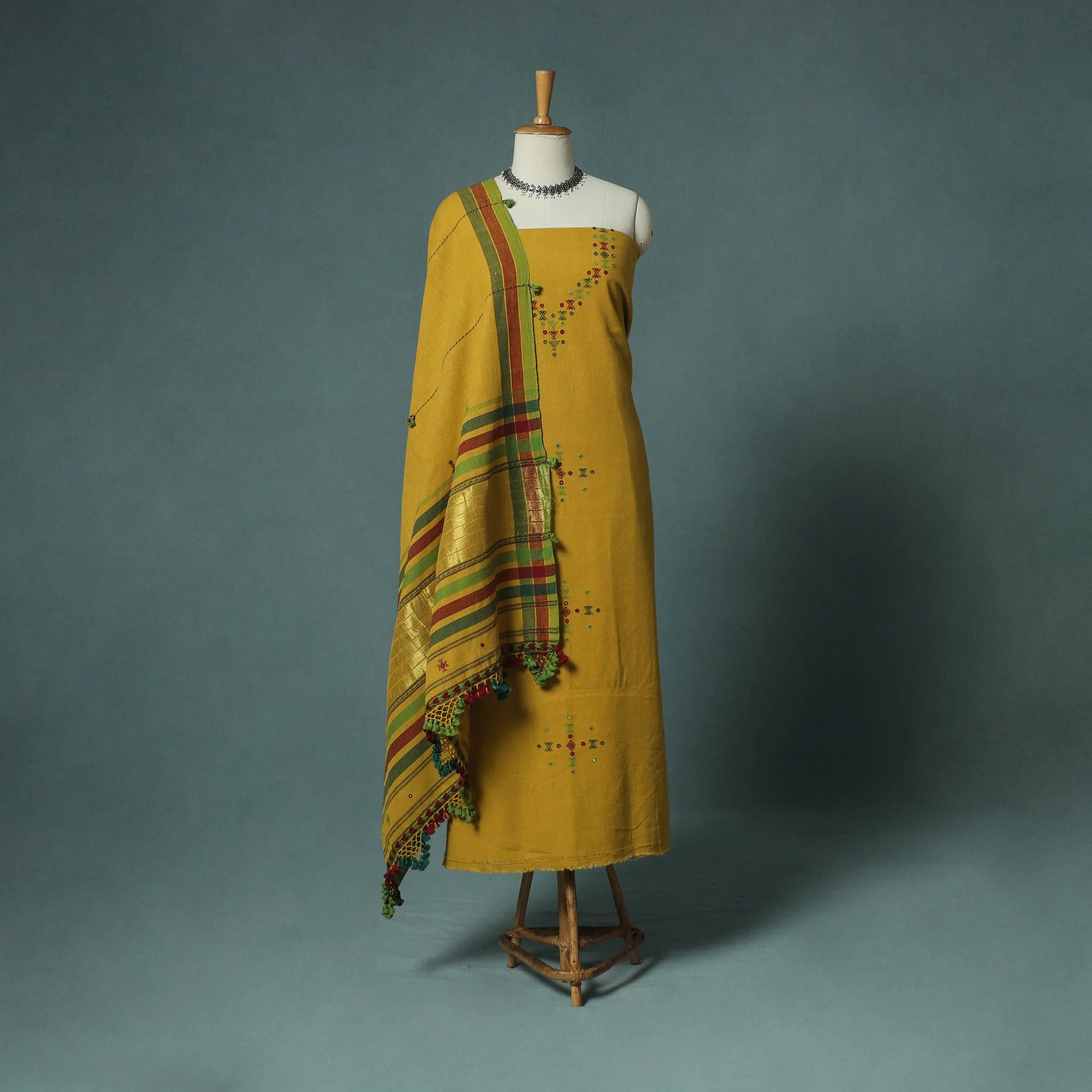 Kutch Bhujodi Handloom Kala Cotton 3pc Unstitched Dress Material Suit Set 06