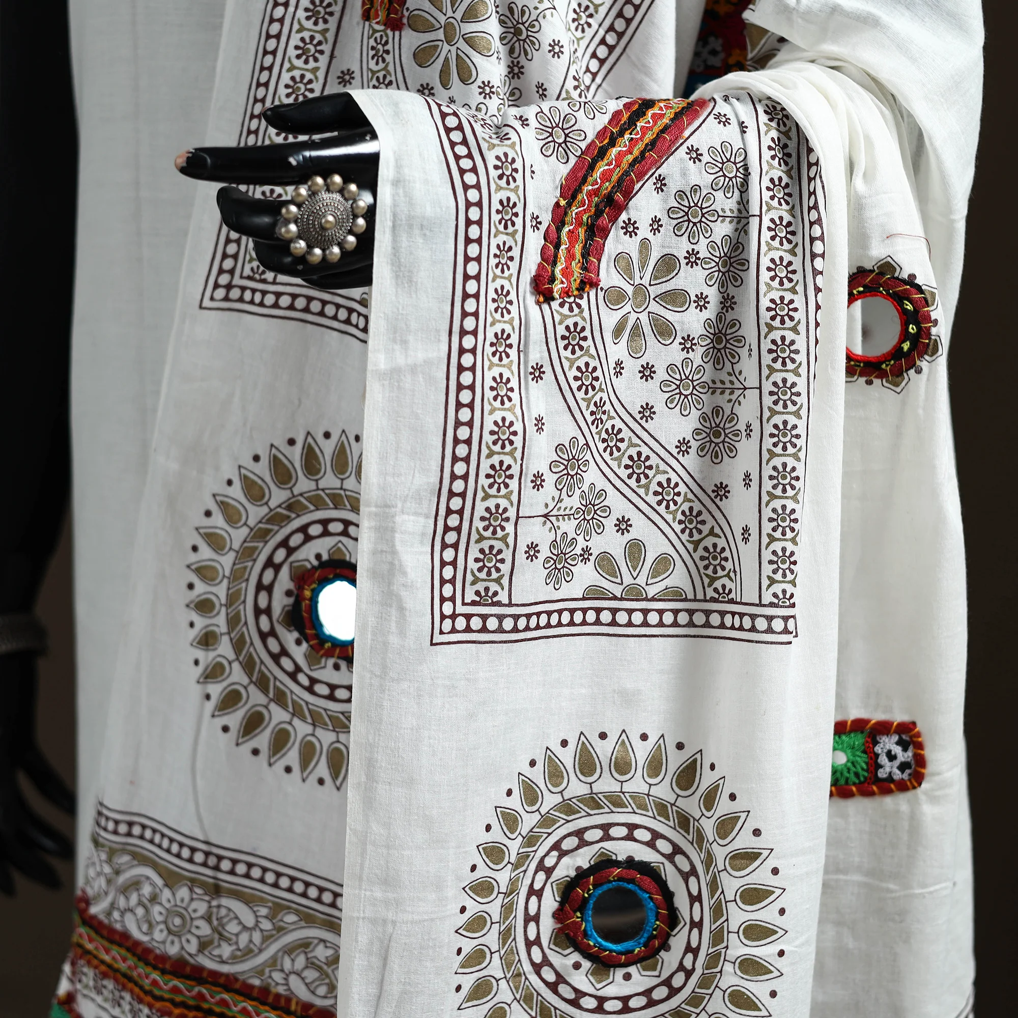 Kutch Hand Embroidered Mirror Work Printed Cotton Dupatta 07 - Image 3