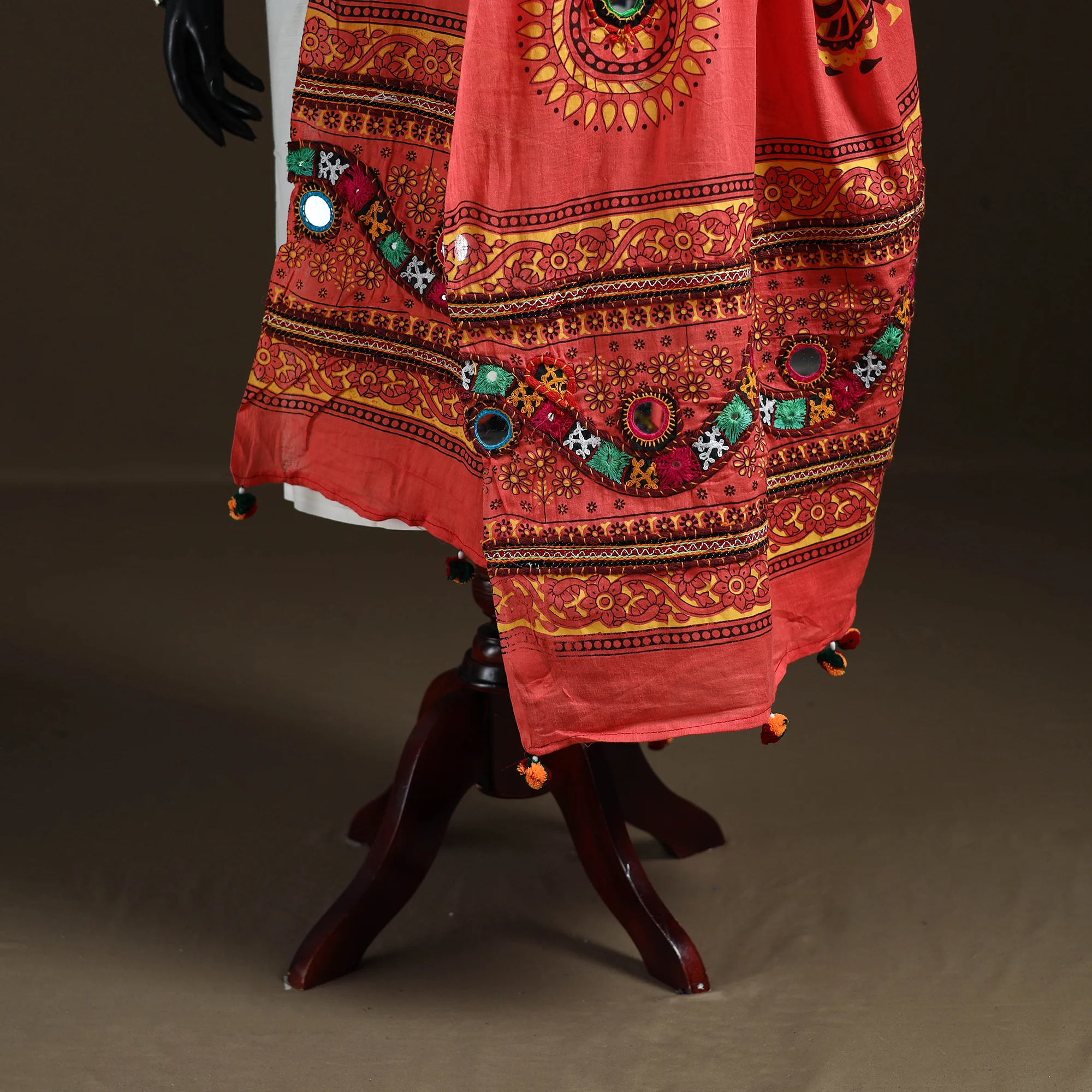 Kutch Hand Embroidered Mirror Work Printed Cotton Dupatta 08 - Image 4