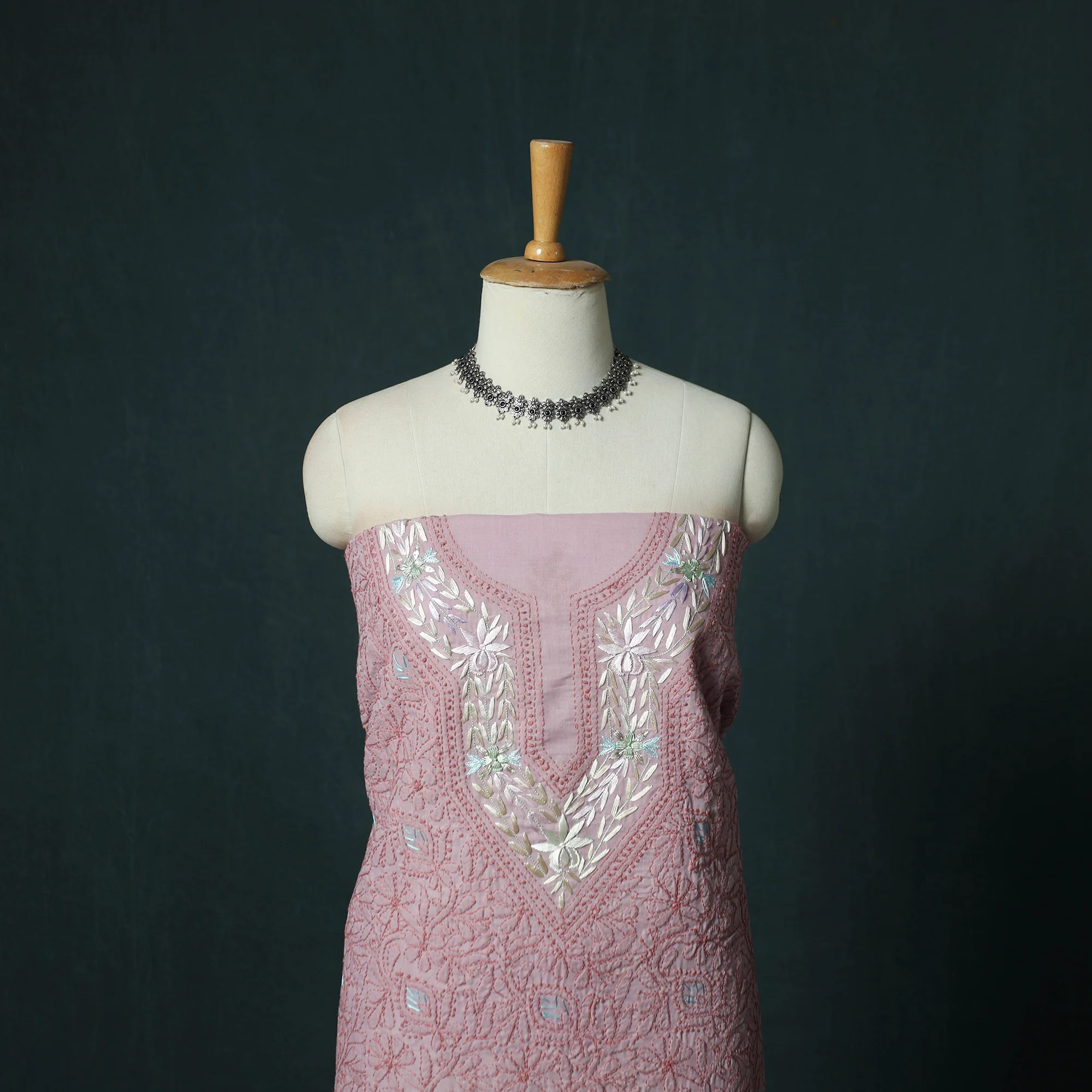 Lucknow Chikankari Parsi Style Hand Embroidered Pure Mul Cotton Unstitched Kurta Material (2.8M) 04 - Image 2