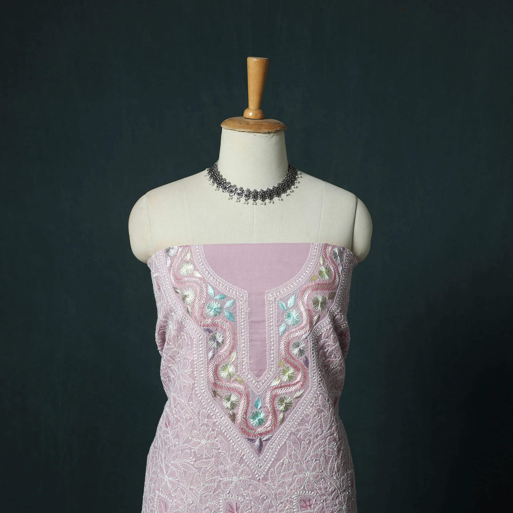 Lucknow Chikankari Parsi Style Hand Embroidered Pure Mul Cotton Unstitched Kurta Material (2.8M) 05 - Image 2