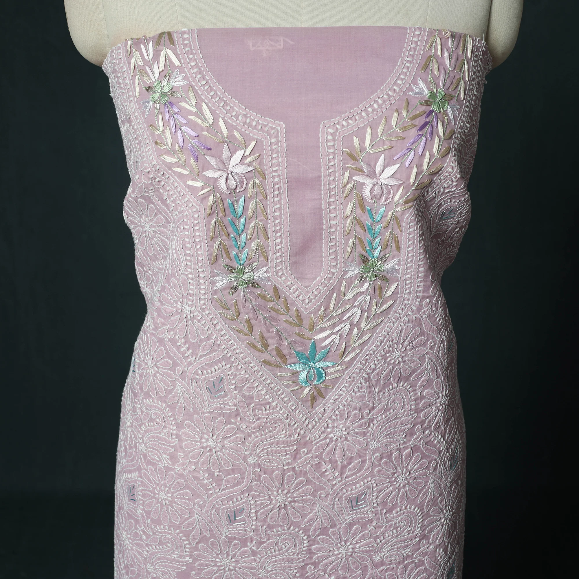 Lucknow Chikankari Parsi Style Hand Embroidered Pure Mul Cotton Unstitched Kurta Material (2.8M) 07 - Image 3