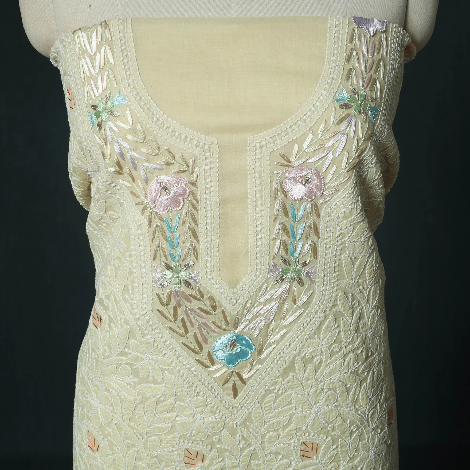 Lucknow Chikankari Parsi Style Hand Embroidered Pure Mul Cotton Unstitched Kurta Material (2.8M) 14 - Image 3