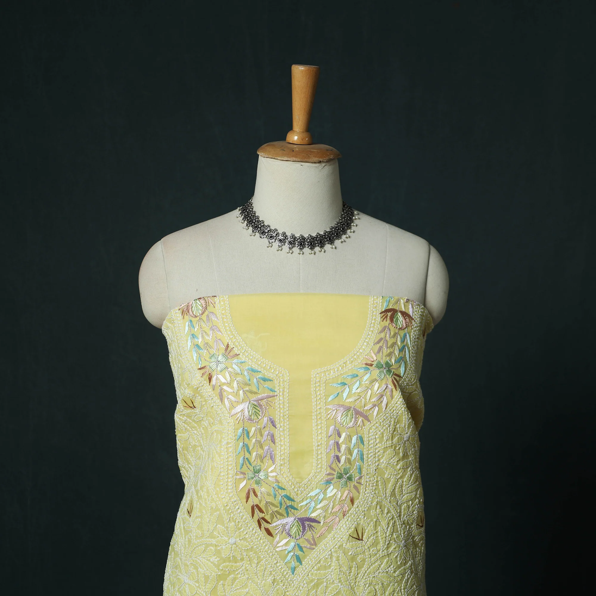 Lucknow Chikankari Parsi Style Hand Embroidered Pure Mul Cotton Unstitched Kurta Material (2.8M) 15 - Image 2