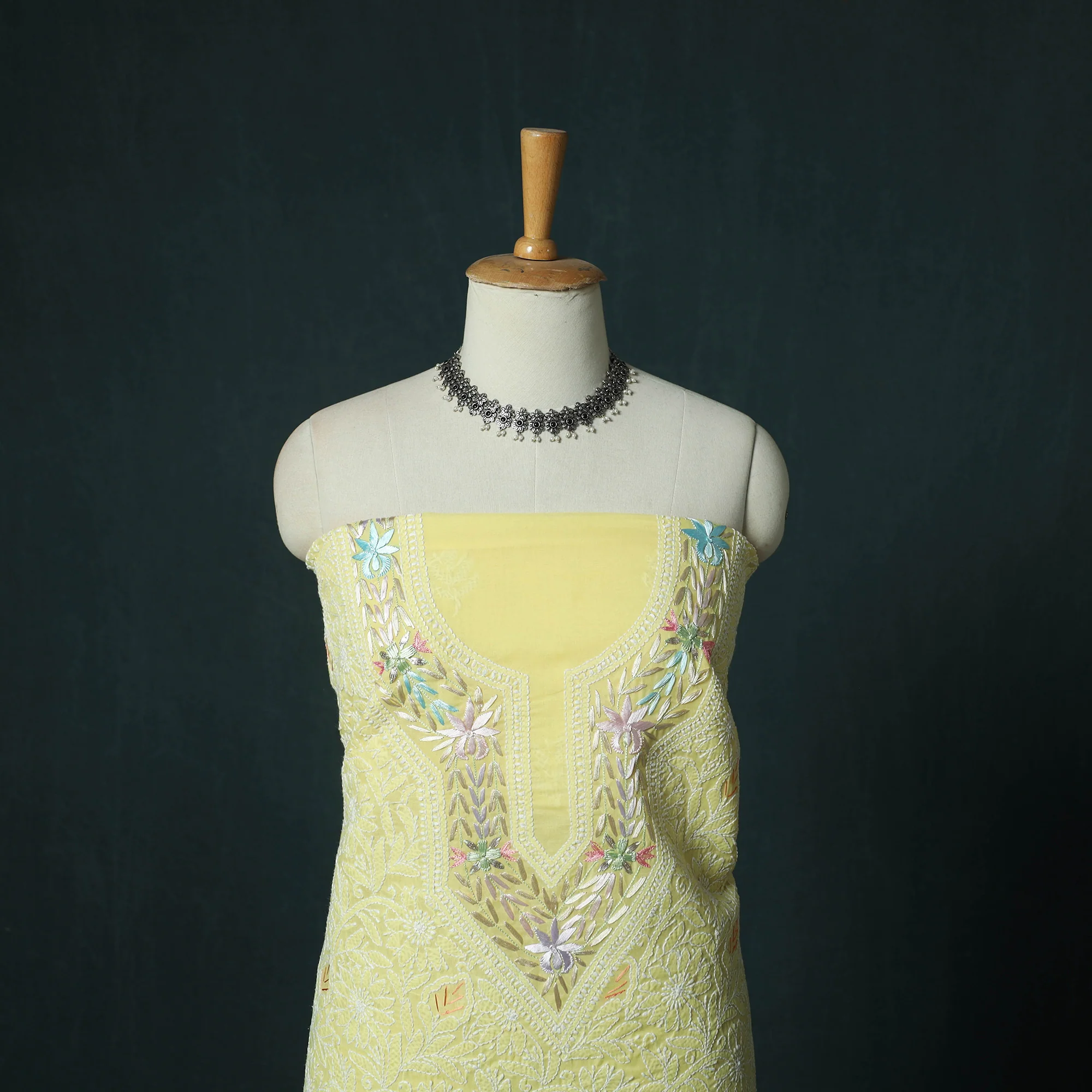 Lucknow Chikankari Parsi Style Hand Embroidered Pure Mul Cotton Unstitched Kurta Material (2.8M) 16 - Image 2