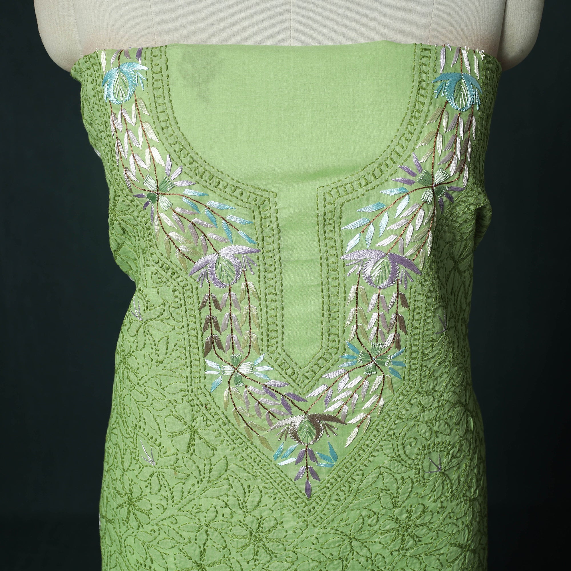 Lucknow Chikankari Parsi Style Hand Embroidered Pure Mul Cotton Unstitched Kurta Material (2.8M) 18 - Image 3