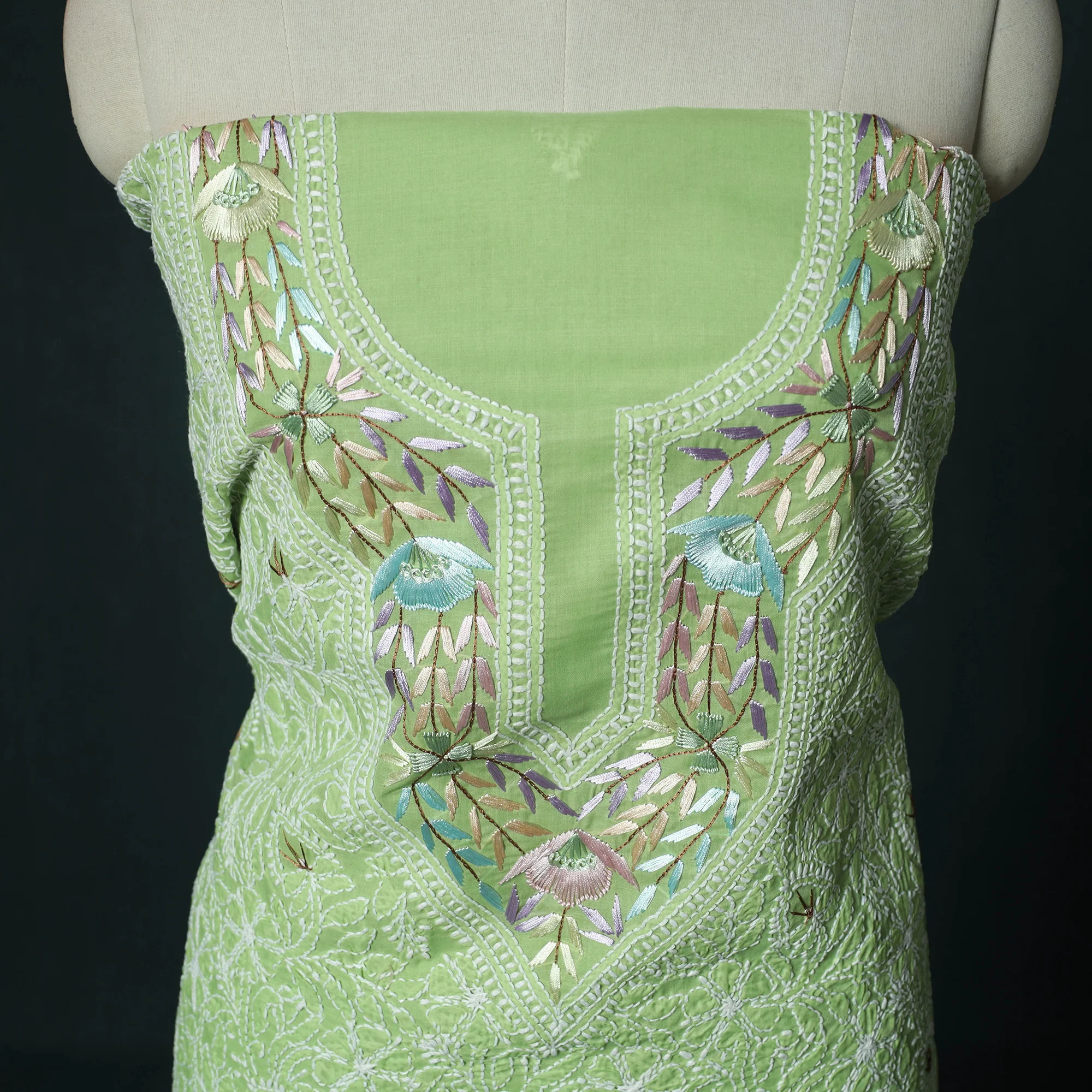Lucknow Chikankari Parsi Style Hand Embroidered Pure Mul Cotton Unstitched Kurta Material (2.8M) 19 - Image 3
