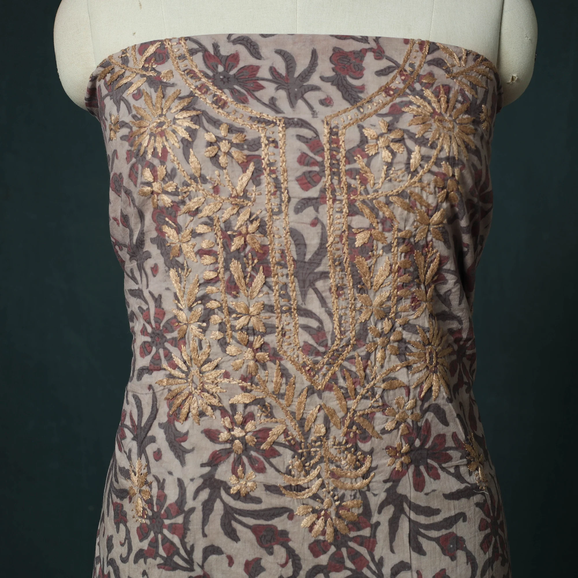 Lucknowi Chikankari Hand Embroidered Bagru Cotton Unstitched Kurta Material (2.5M) 07 - Image 3
