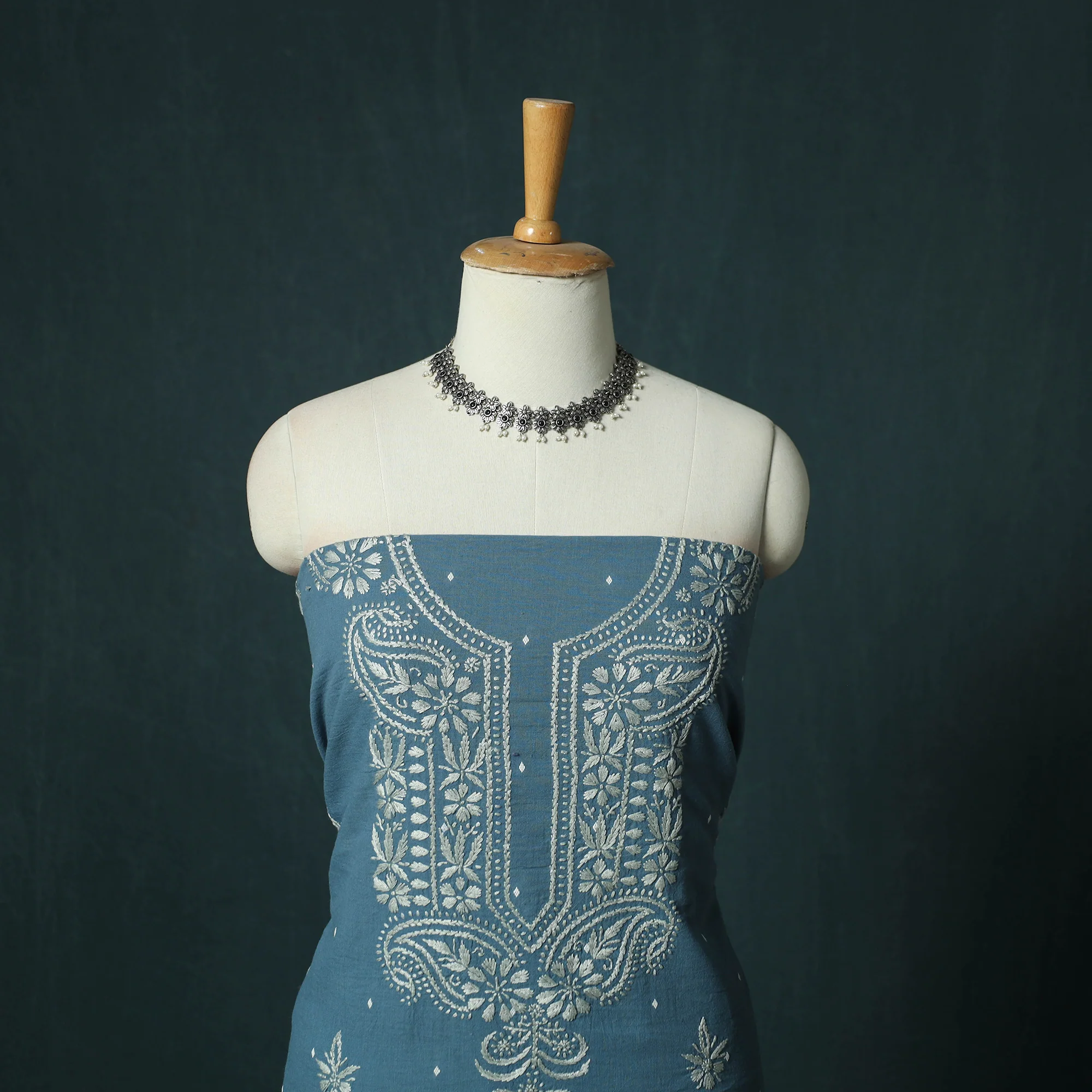 Lucknowi Chikankari Hand Embroidered Jacquard Cotton Unstitched Kurta Material (2.5M) 36 - Image 2