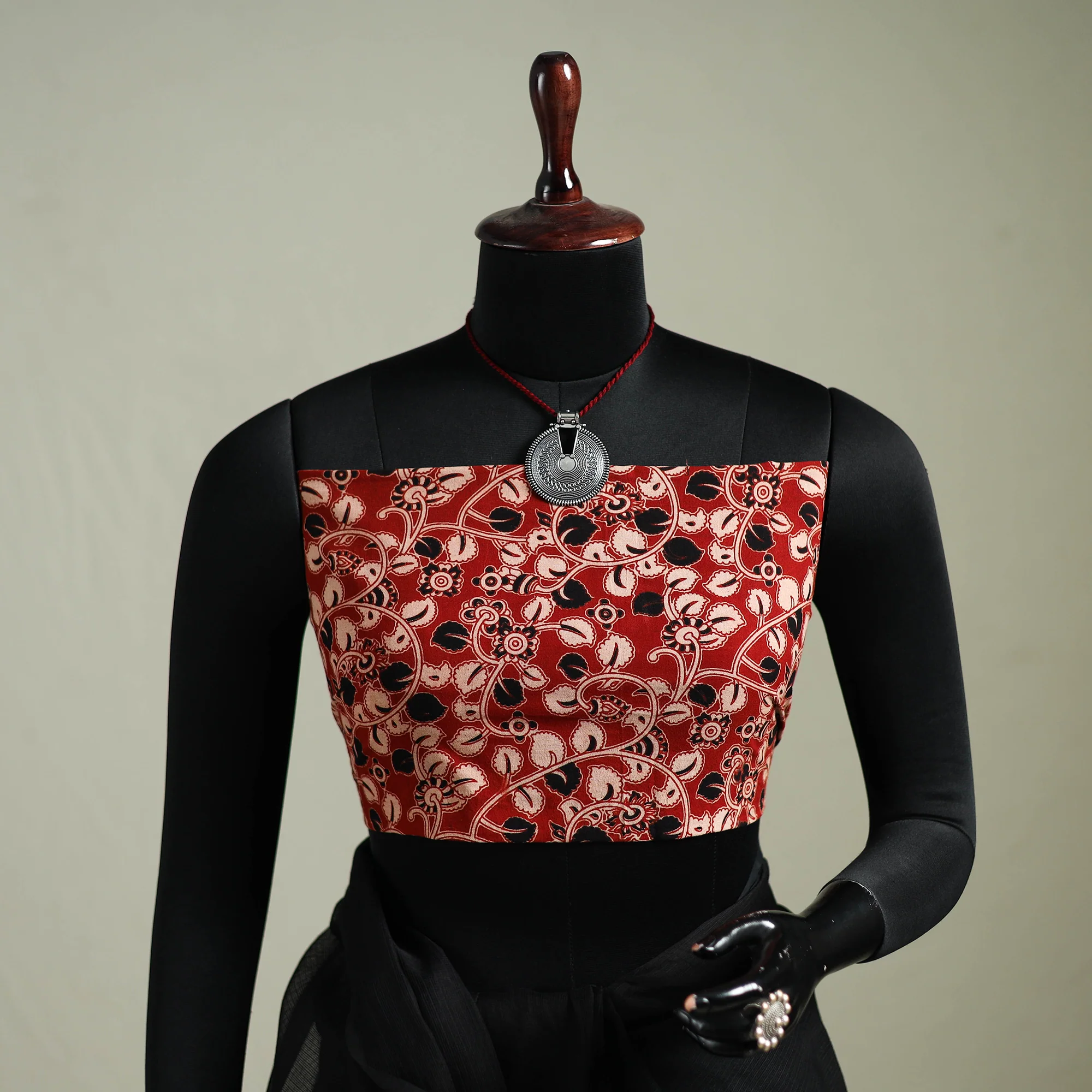 Black - Nazaakat Kota Doria Cotton Plain Saree with Blouse & Jewellery Set 02 - Image 2