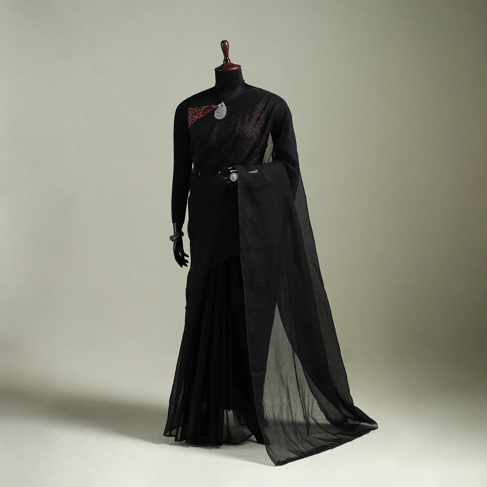 Black - Nazaakat Kota Doria Cotton Plain Saree with Blouse & Jewellery Set 06
