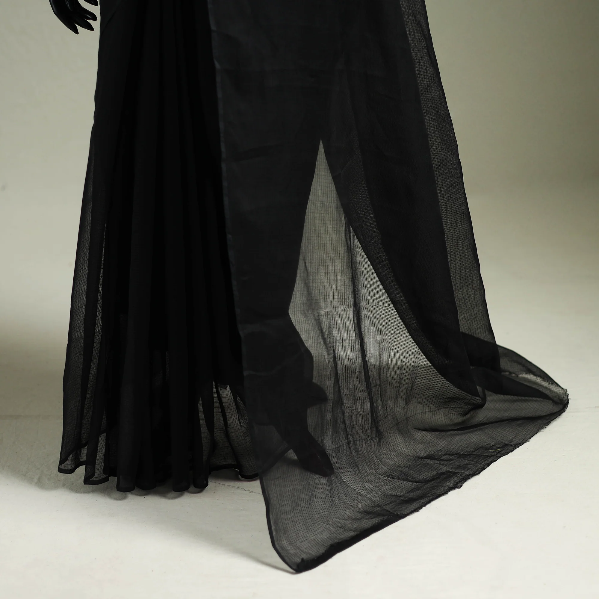 Black - Nazaakat Kota Doria Cotton Plain Saree with Blouse & Jewellery Set 08 - Image 4