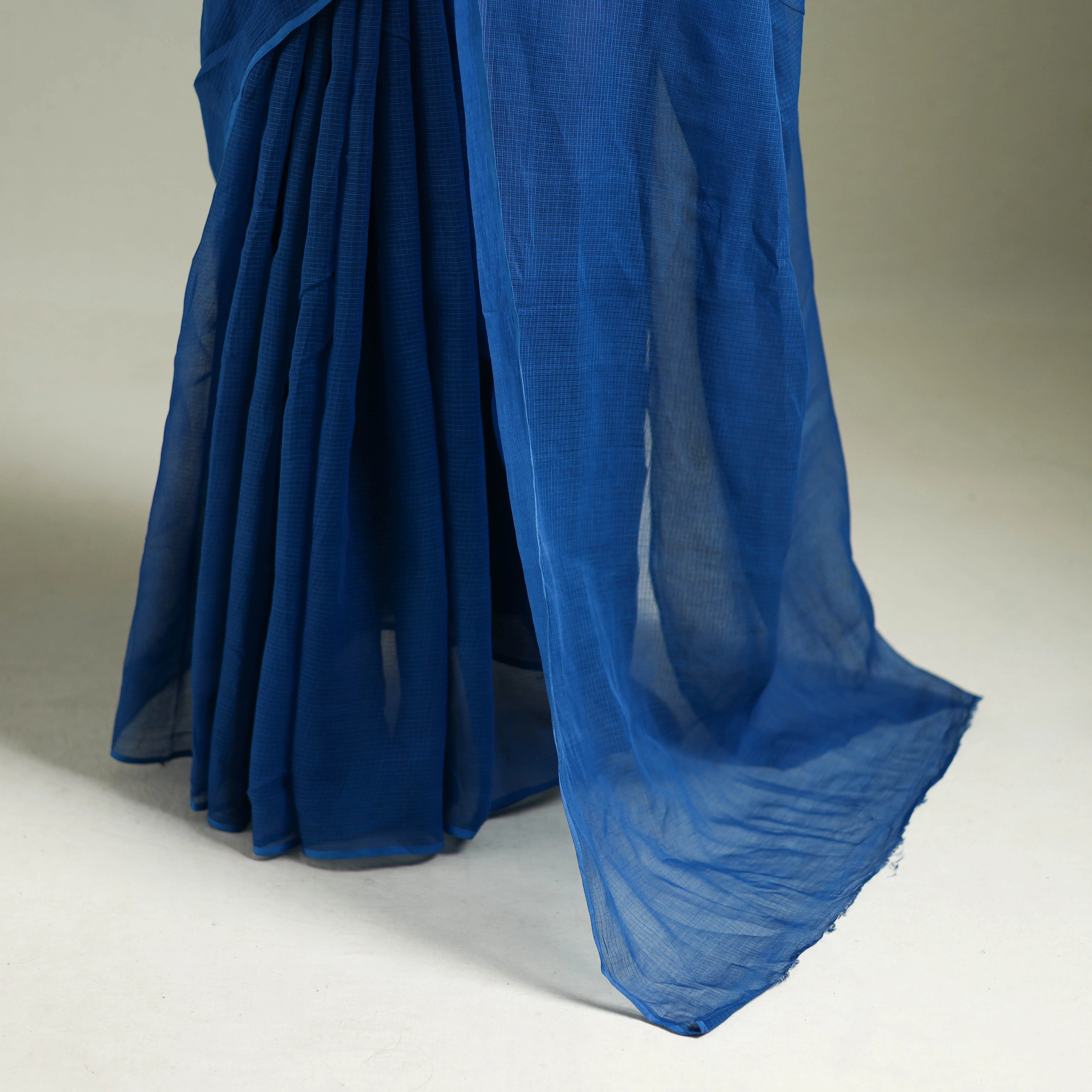Blue - Nazaakat Kota Doria Cotton Plain Saree with Blouse & Jewellery Set 100 - Image 4