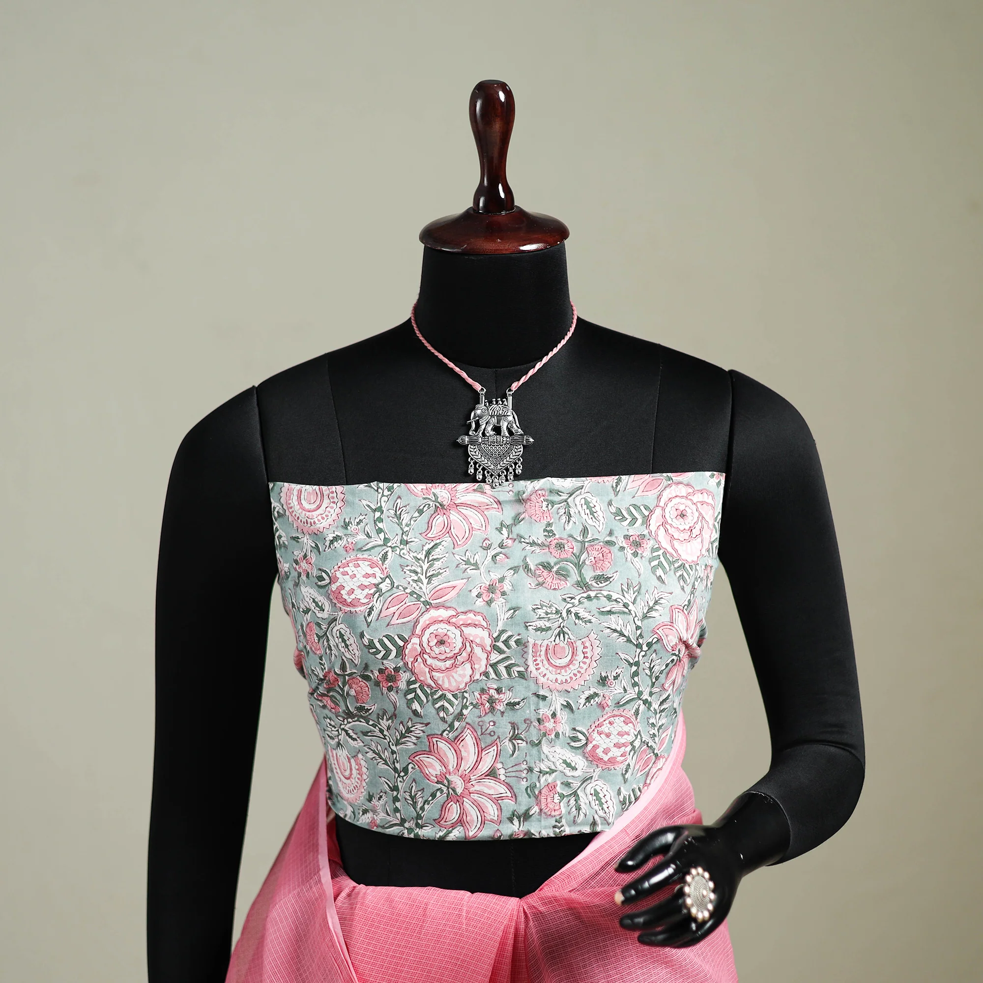 Pink - Nazaakat Kota Doria Cotton Plain Saree with Blouse & Jewellery Set 115 - Image 2