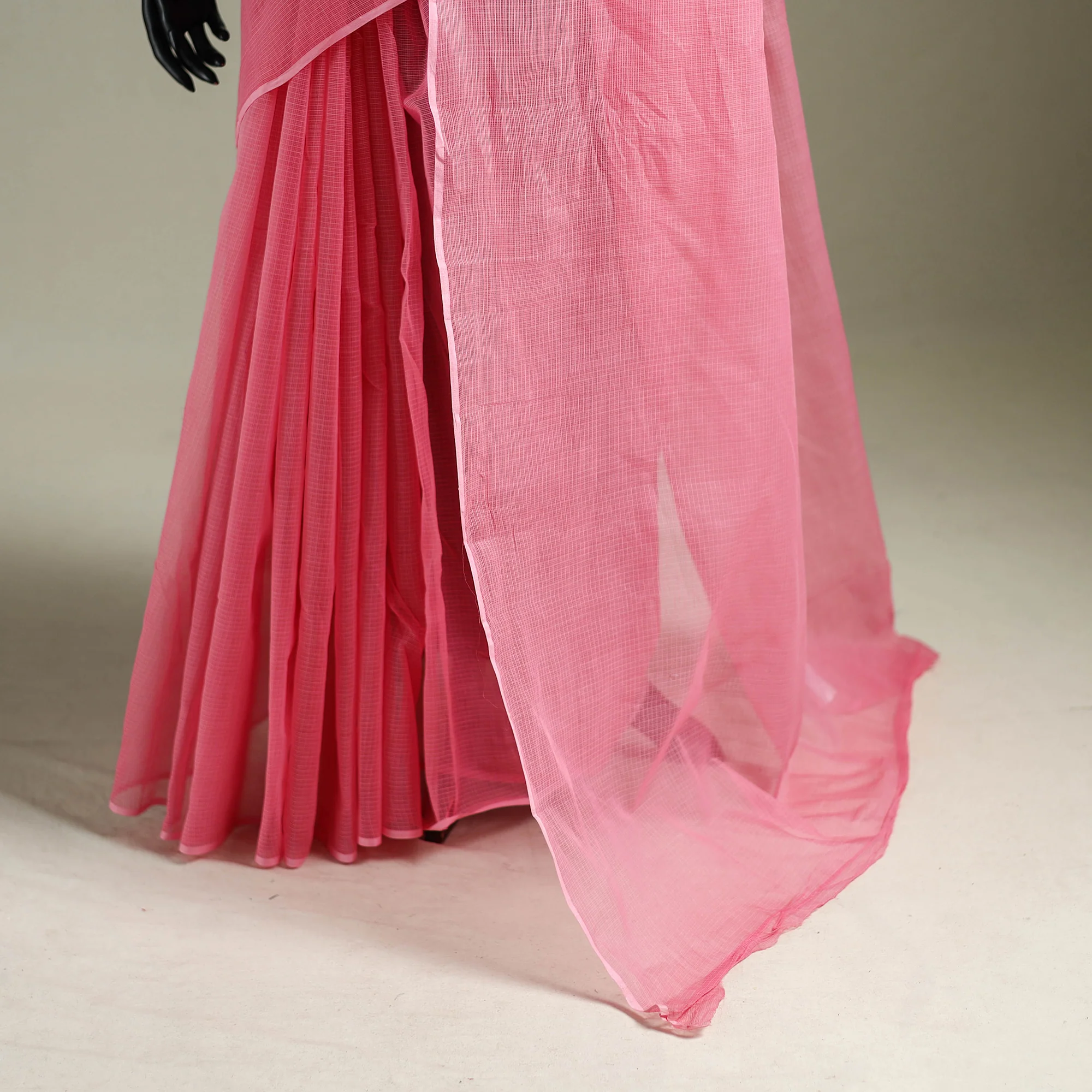 Pink - Nazaakat Kota Doria Cotton Plain Saree with Blouse & Jewellery Set 115 - Image 4