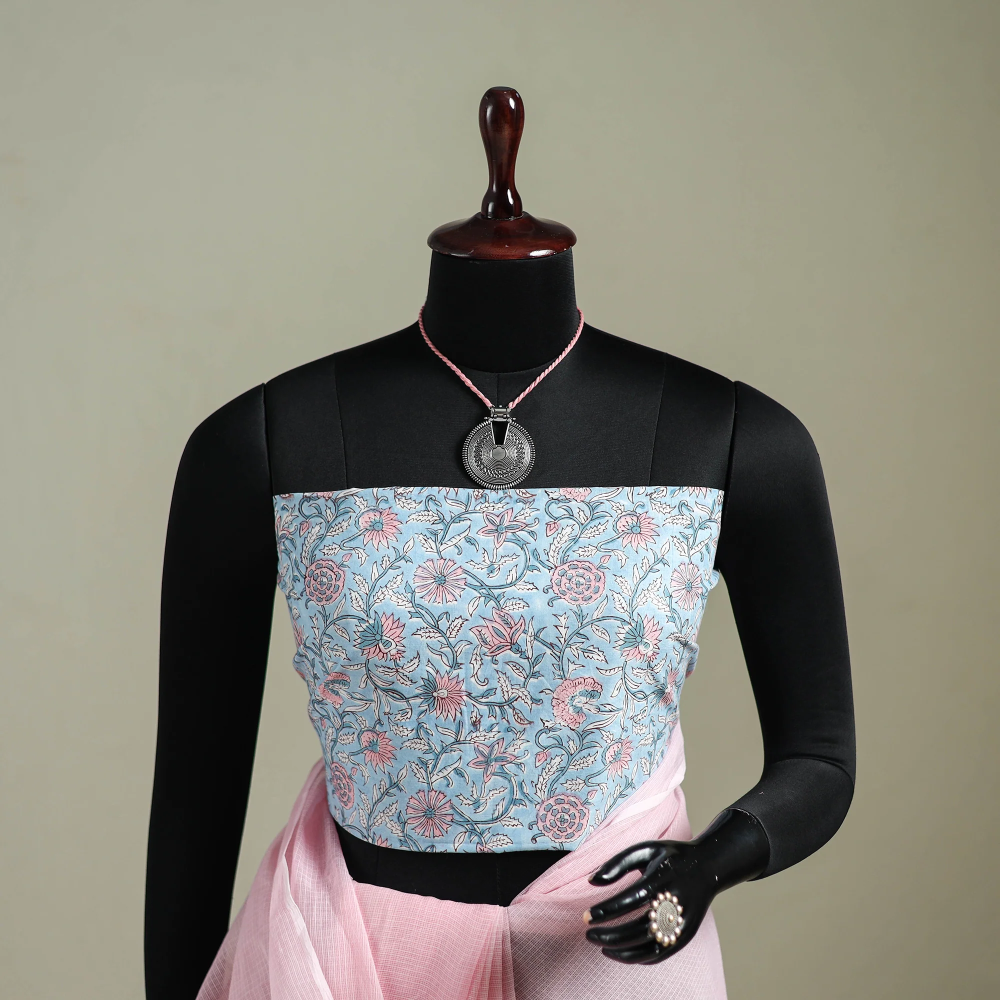 Pink - Nazaakat Kota Doria Cotton Plain Saree with Blouse & Jewellery Set 117 - Image 2