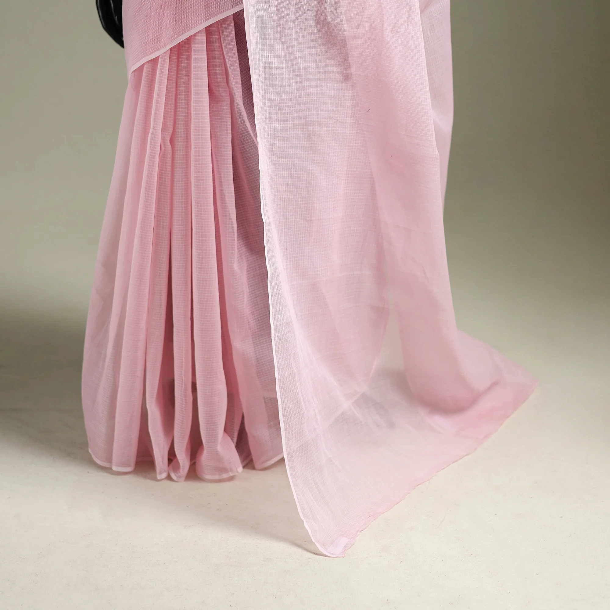 Pink - Nazaakat Kota Doria Cotton Plain Saree with Blouse & Jewellery Set 117 - Image 4