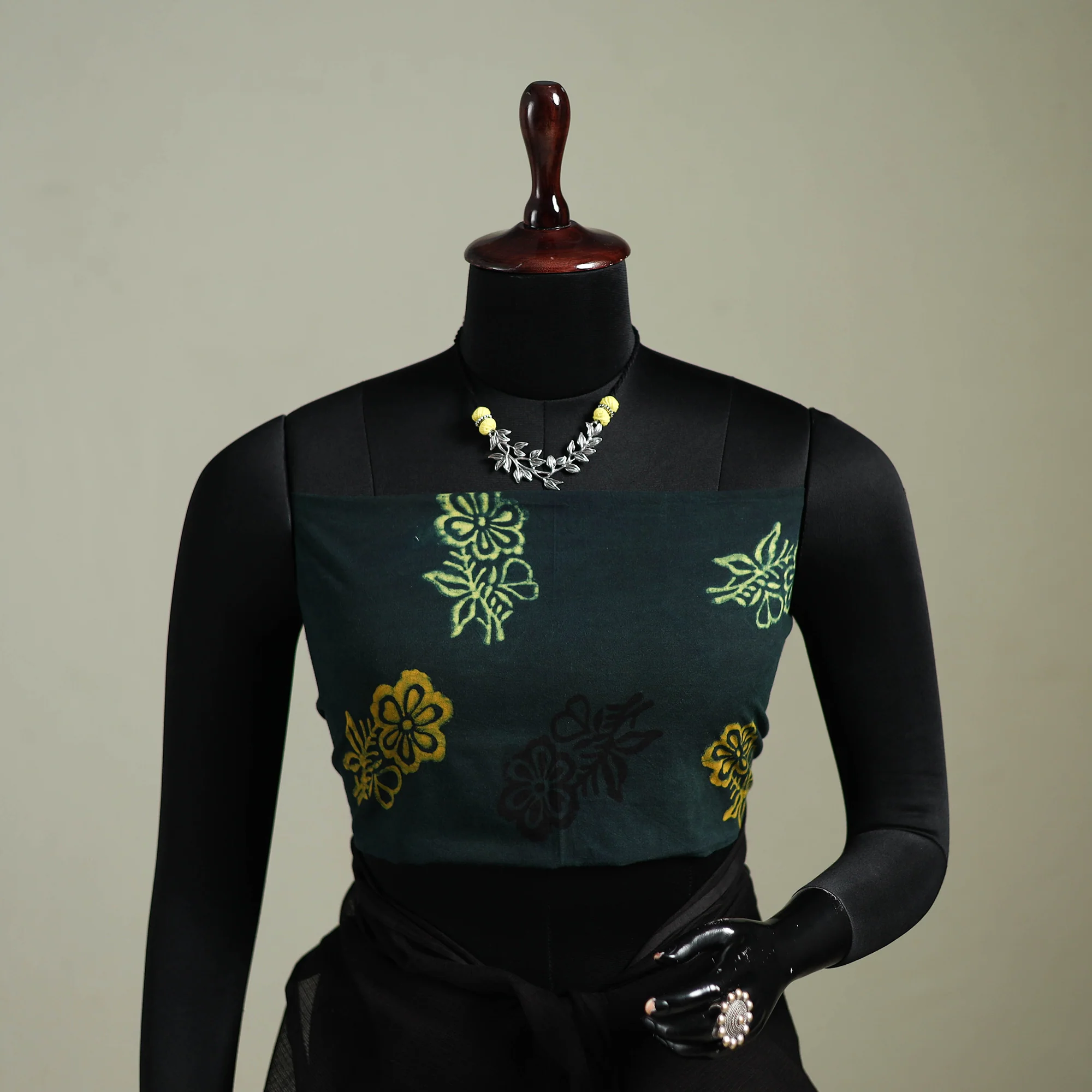Black - Nazaakat Kota Doria Cotton Plain Saree with Blouse & Jewellery Set 130 - Image 2