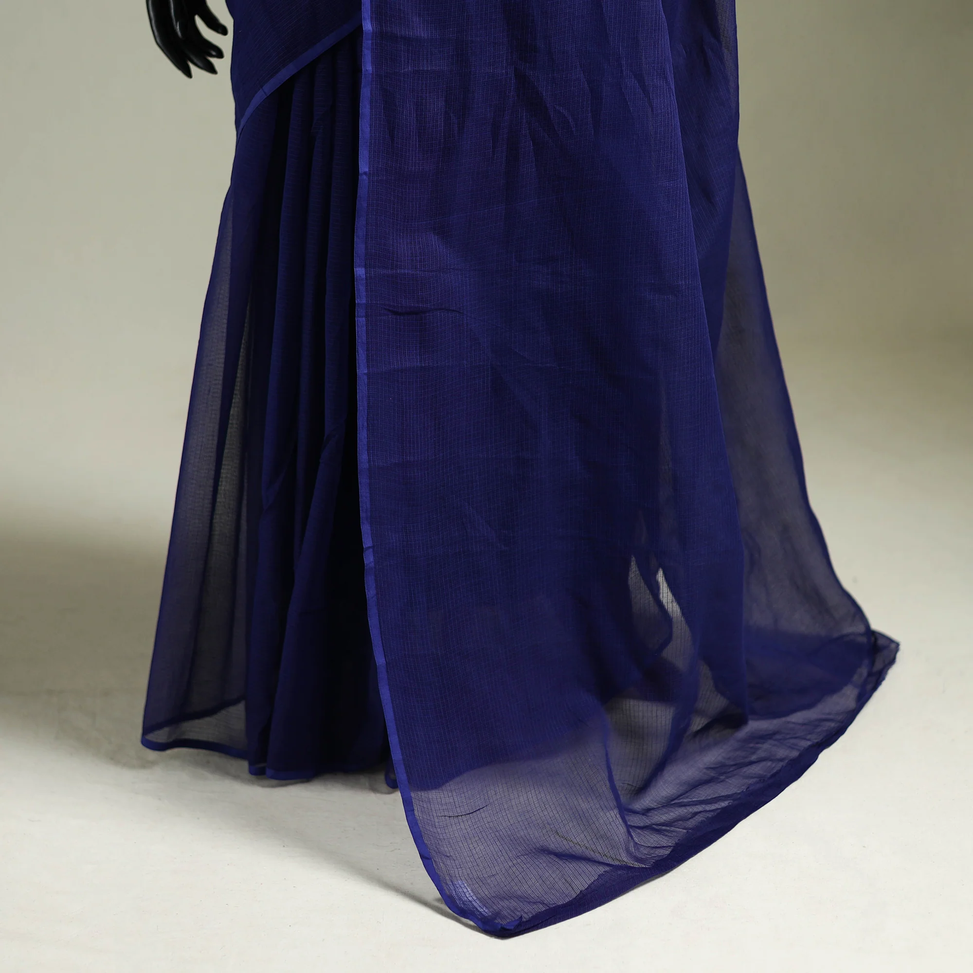 Blue - Nazaakat Kota Doria Cotton Plain Saree with Blouse & Jewellery Set 138 - Image 4