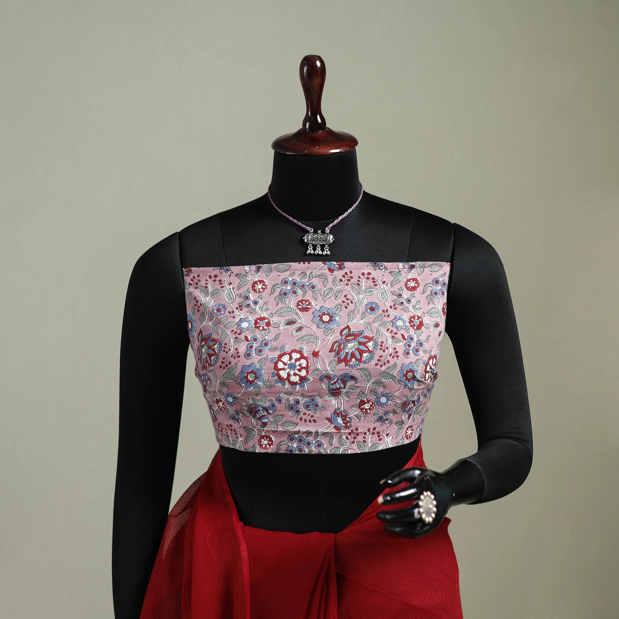 Red - Nazaakat Kota Doria Cotton Plain Saree with Blouse & Jewellery Set 147 - Image 2