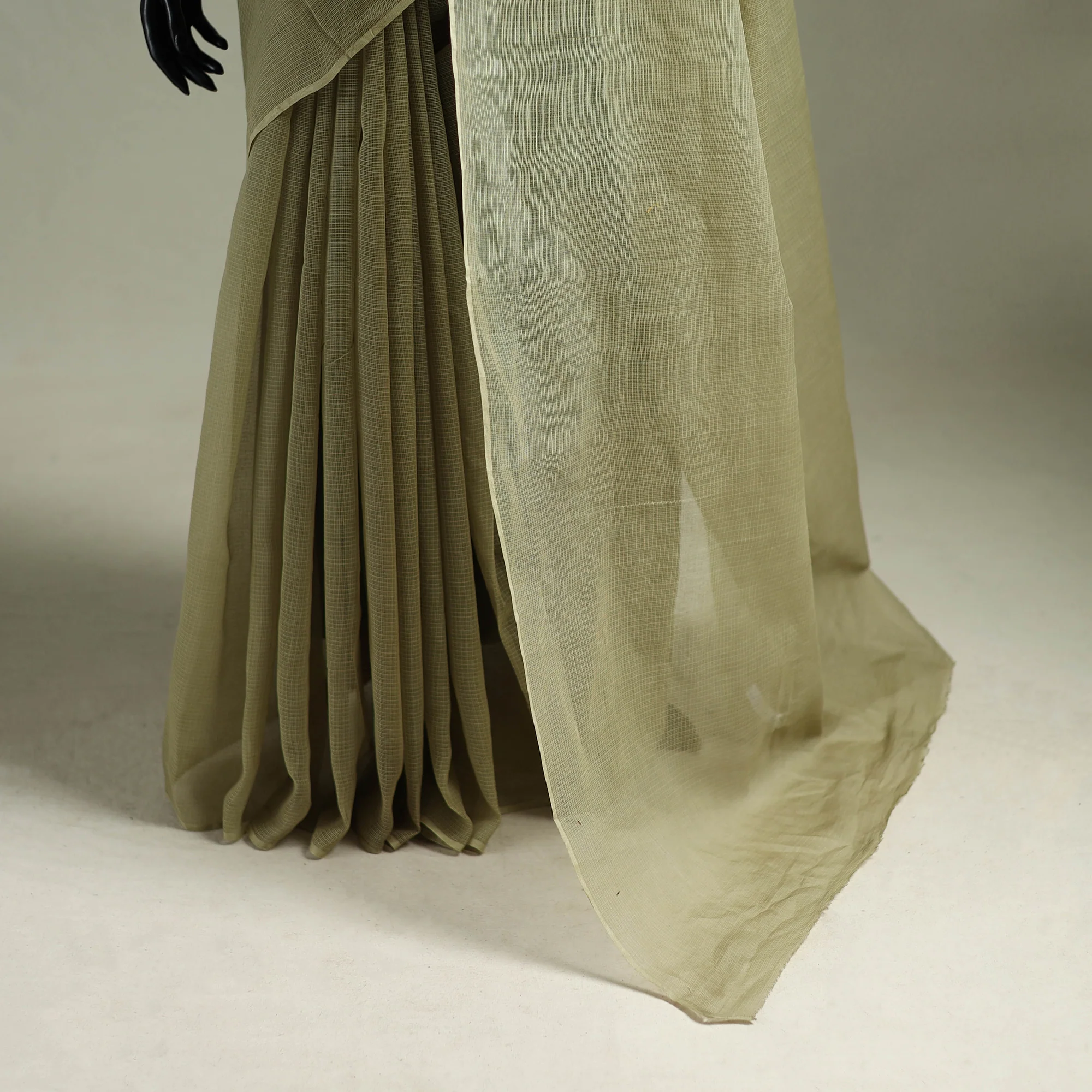 Green - Nazaakat Kota Doria Cotton Plain Saree with Blouse & Jewellery Set 168 - Image 4