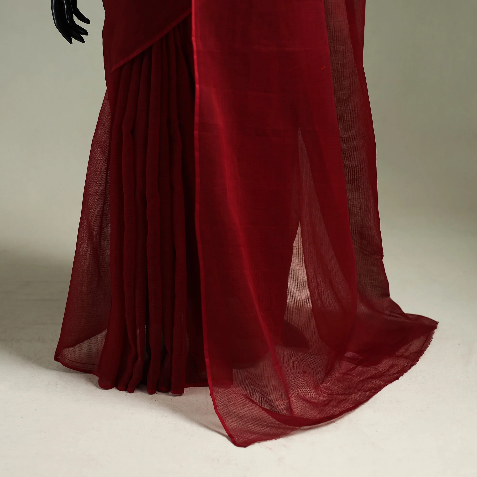 Red - Nazaakat Kota Doria Cotton Plain Saree with Blouse & Jewellery Set 175 - Image 4