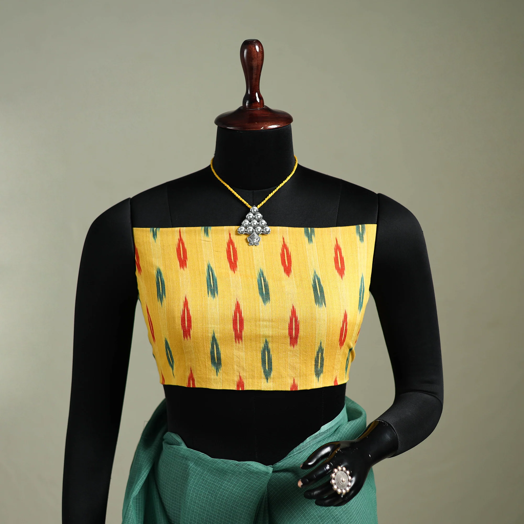 Green - Nazaakat Kota Doria Cotton Plain Saree with Blouse & Jewellery Set 21 - Image 2